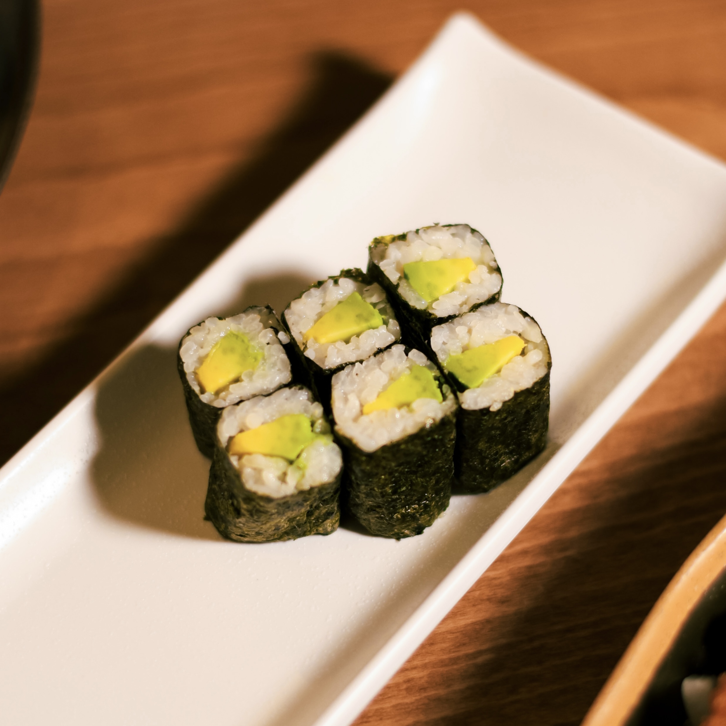 90 Maki Aguacate (6und)