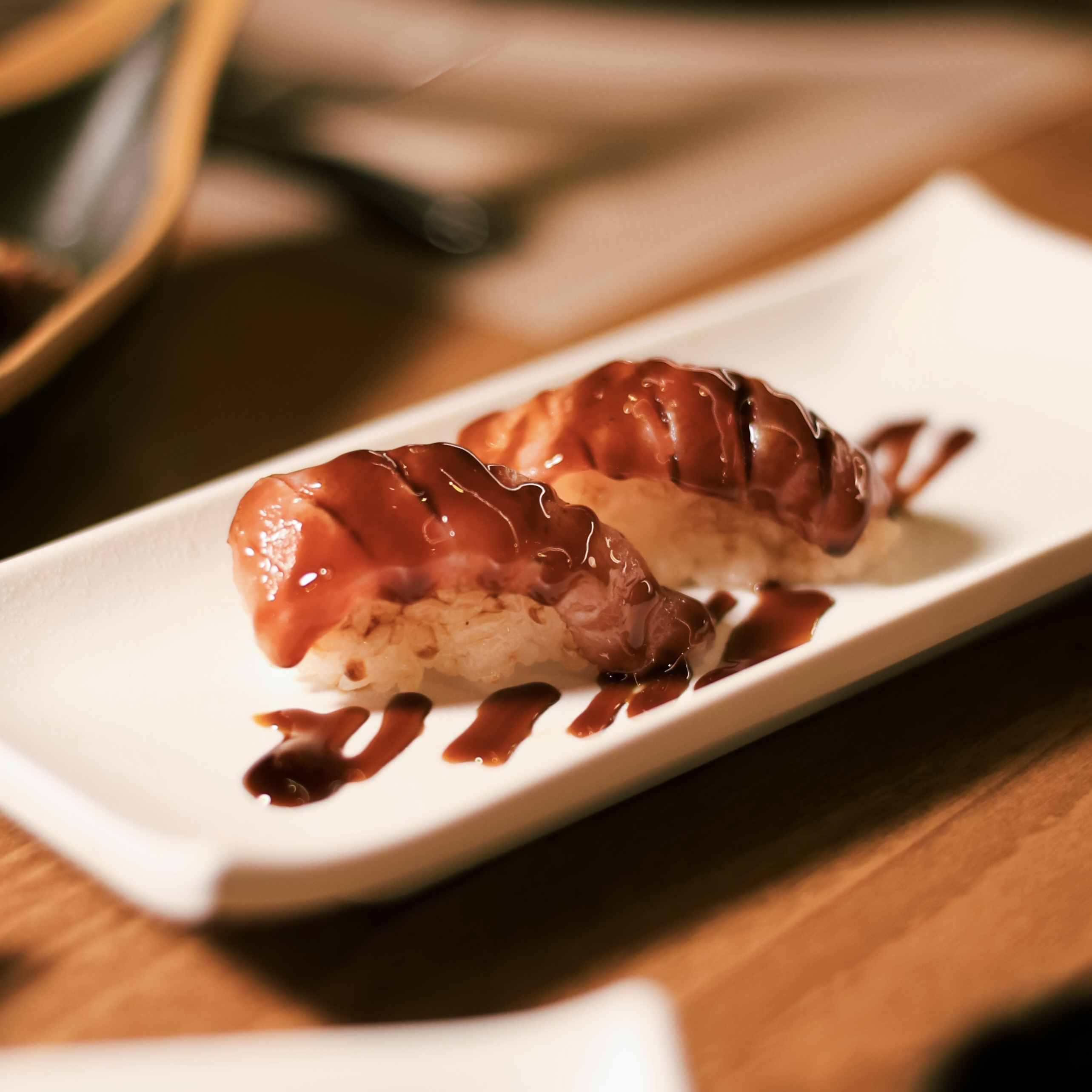 79 Sushi Salmón Flameado (2und)