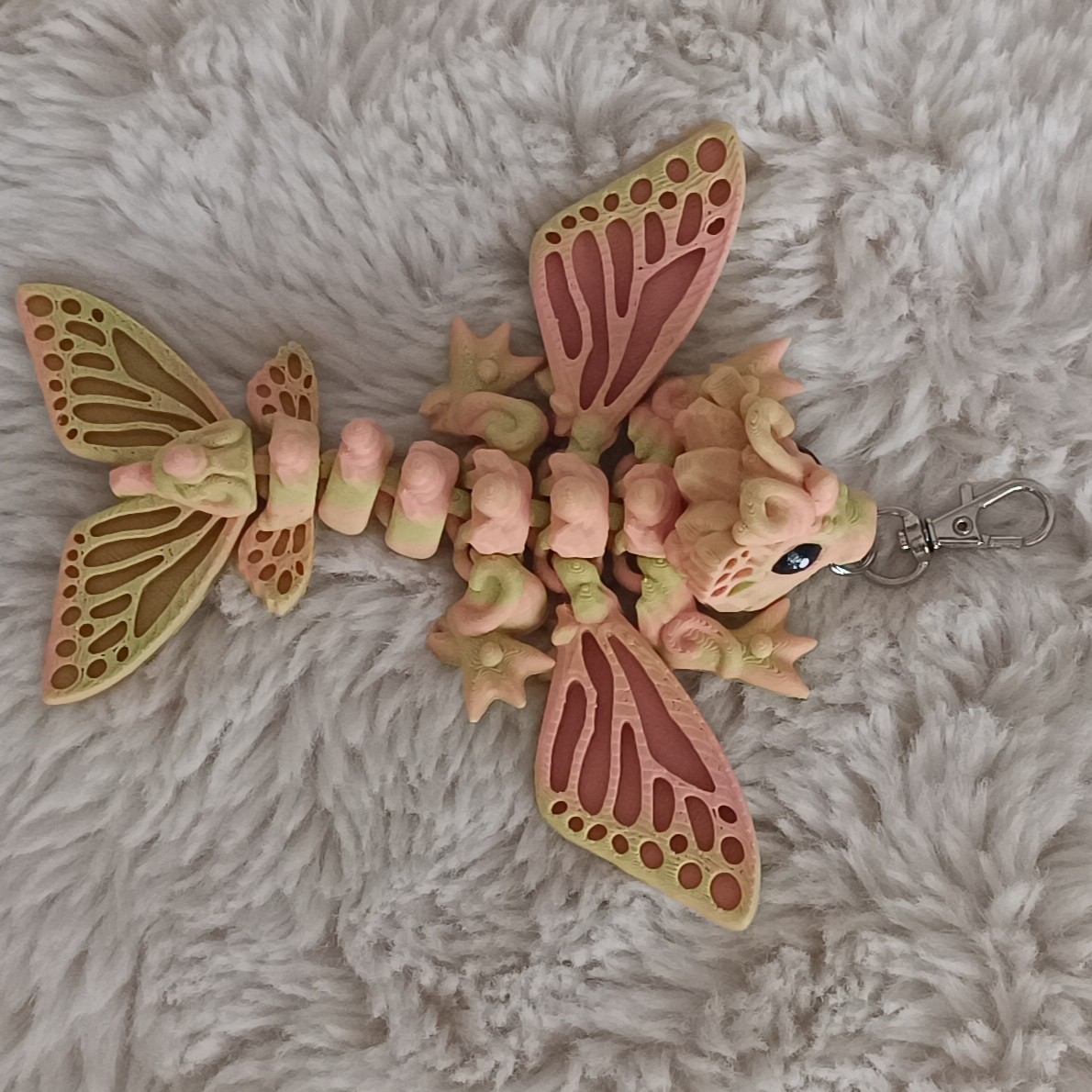 Porte-Clés Petit Bébé Dragon-Papillon Ailé