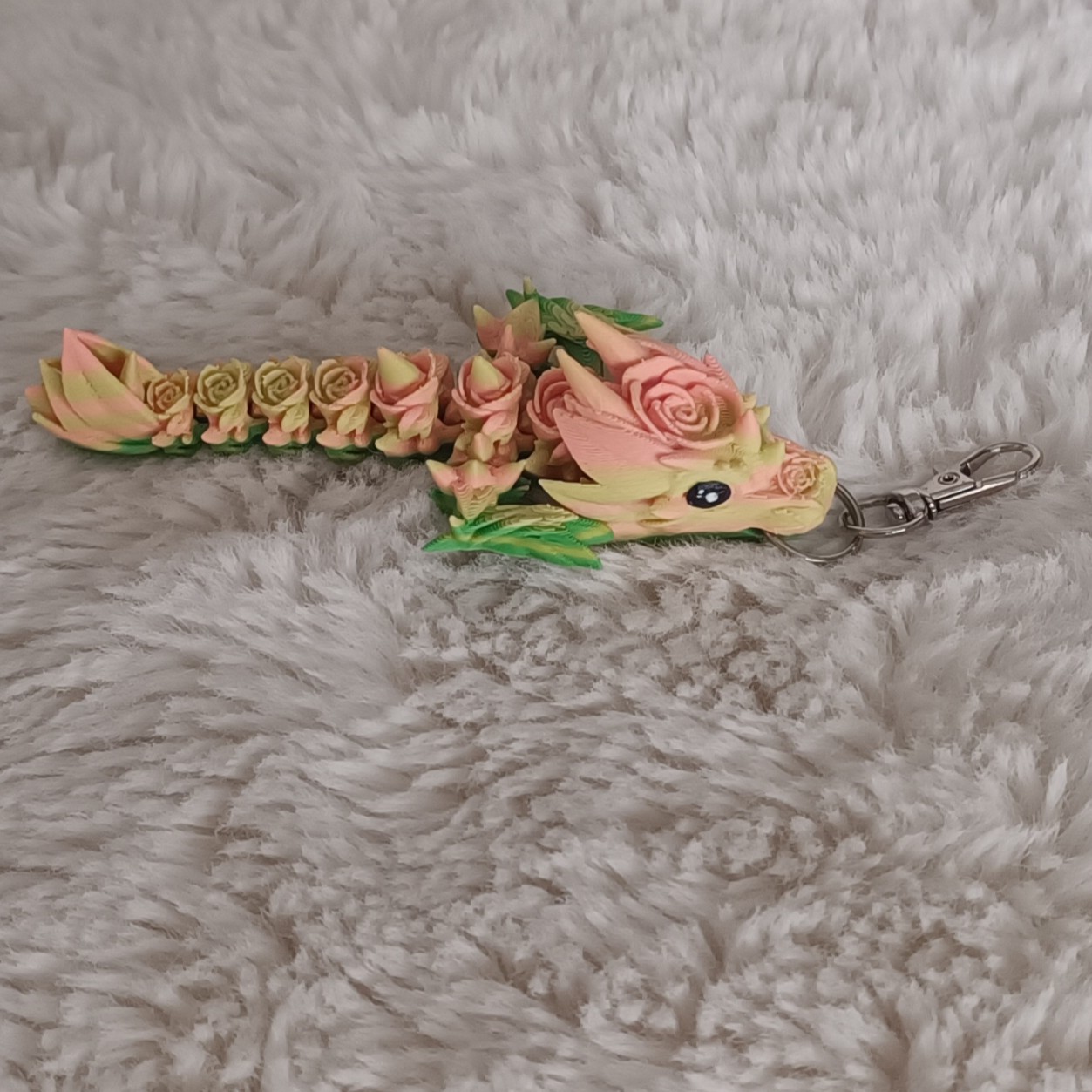 Porte-Clés Bébé Dragon de Roses