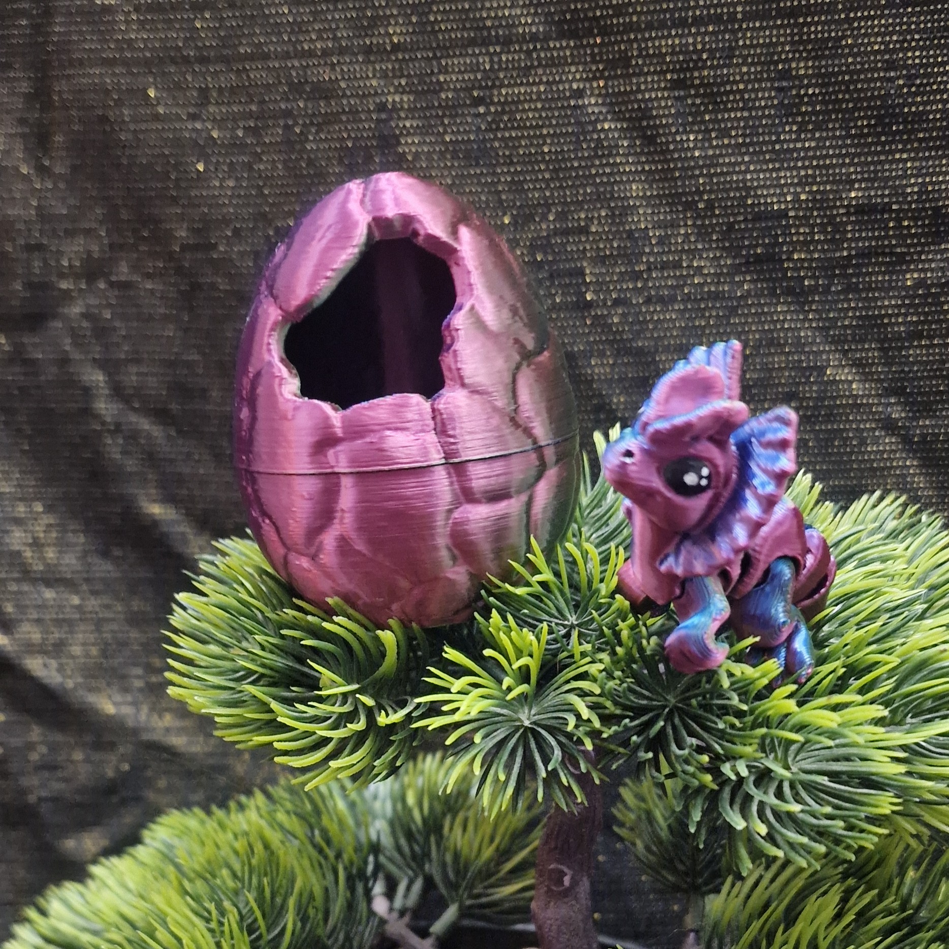 Nouveau-Né Dilophosaure