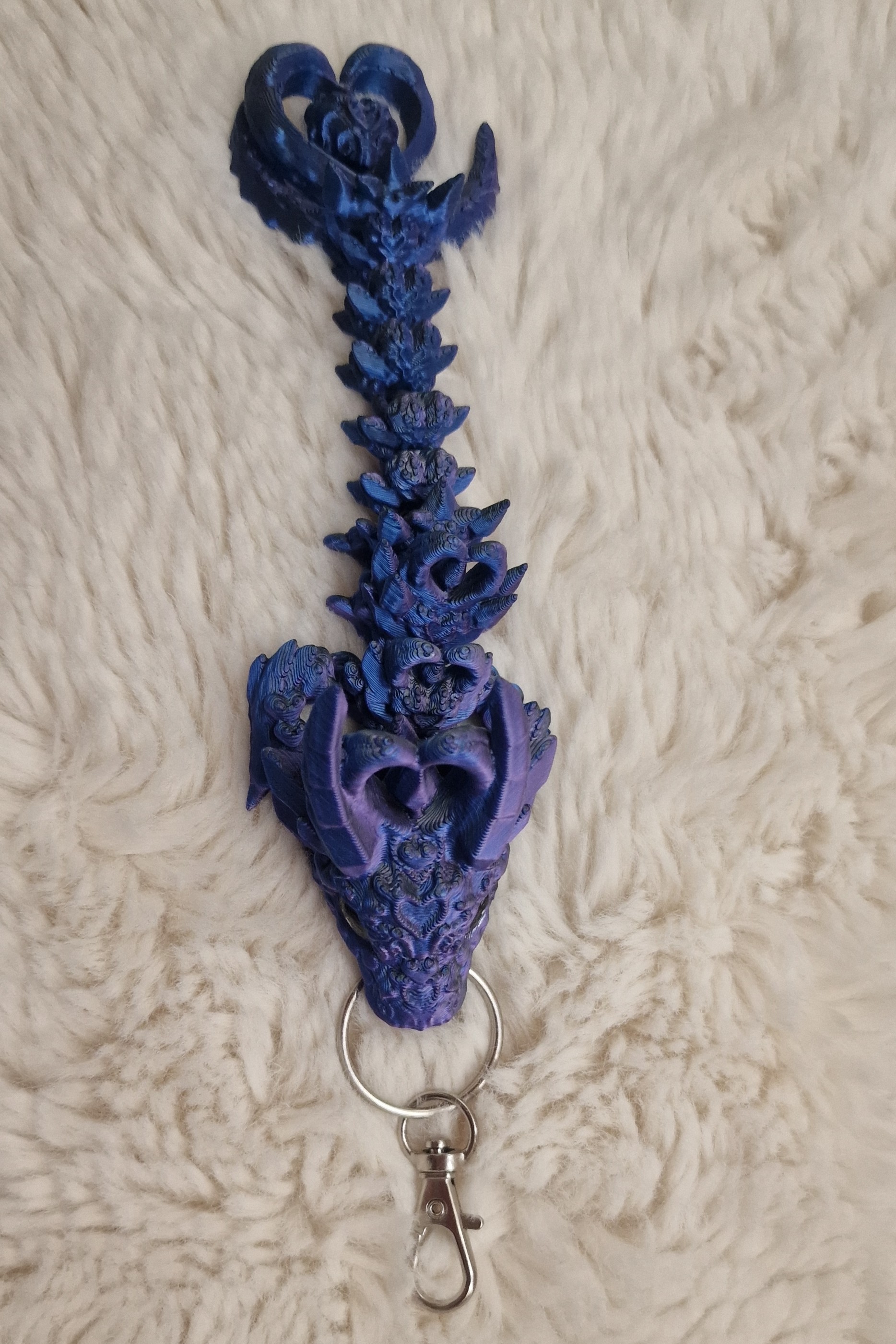 Porte-Clés Bébés Dragons au Cœur Sombre