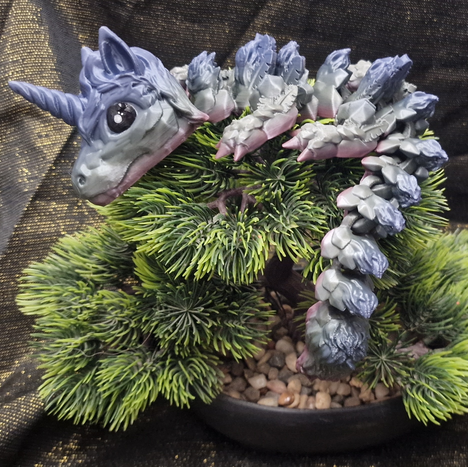 Bébé Dragon-Licorne à plume