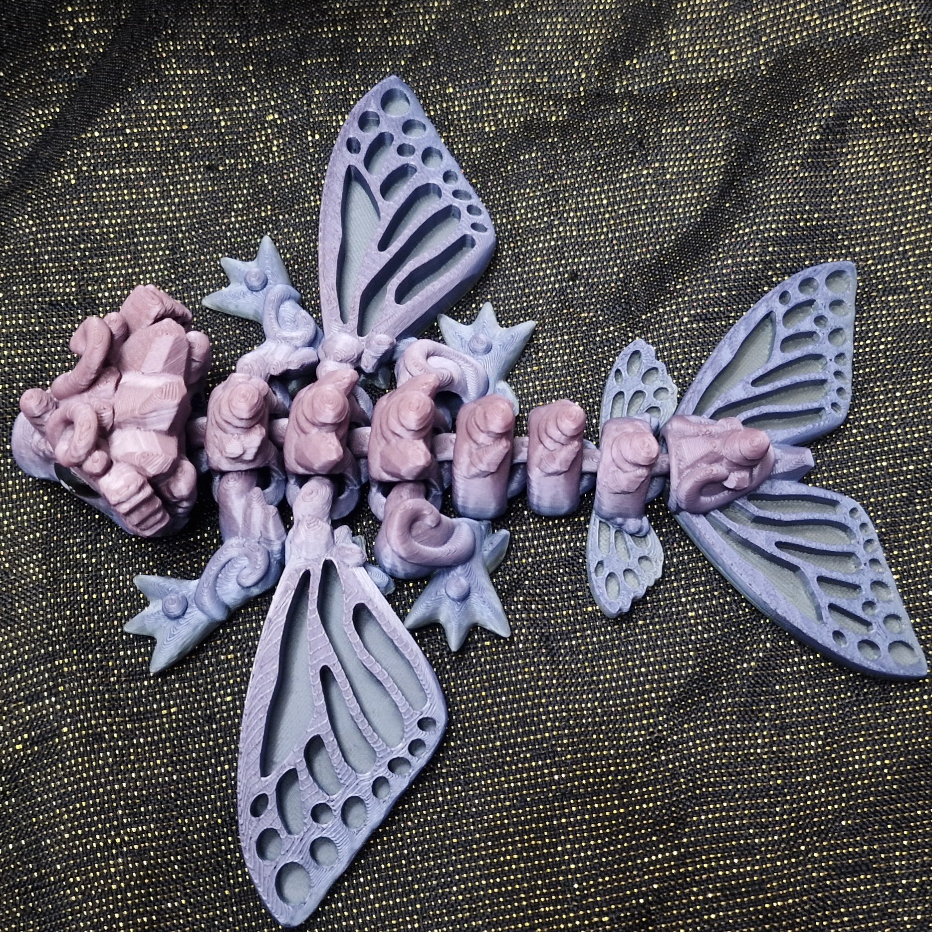 Petit Bébé Dragon-Papillon