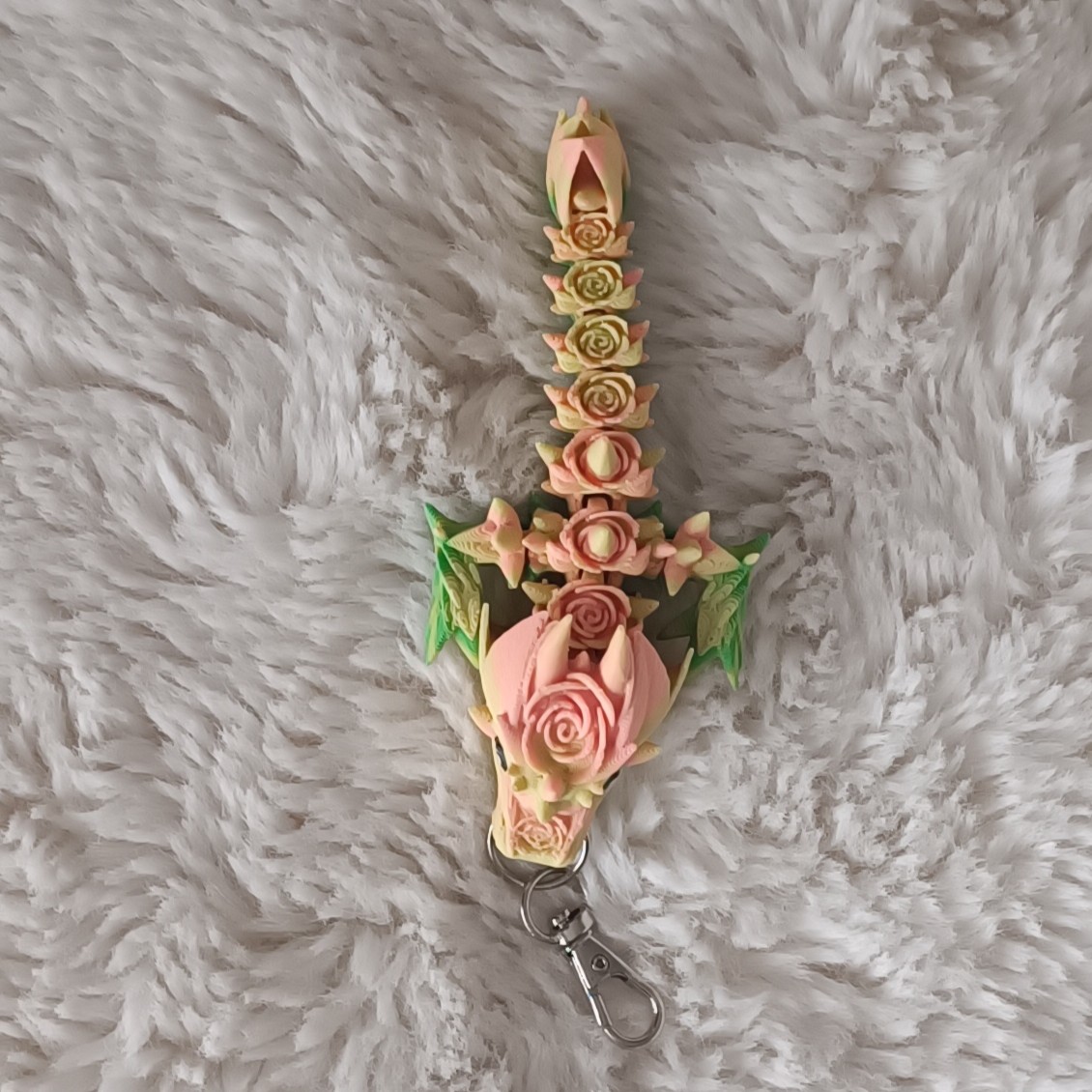 Porte-Clés Bébé Dragon de Roses