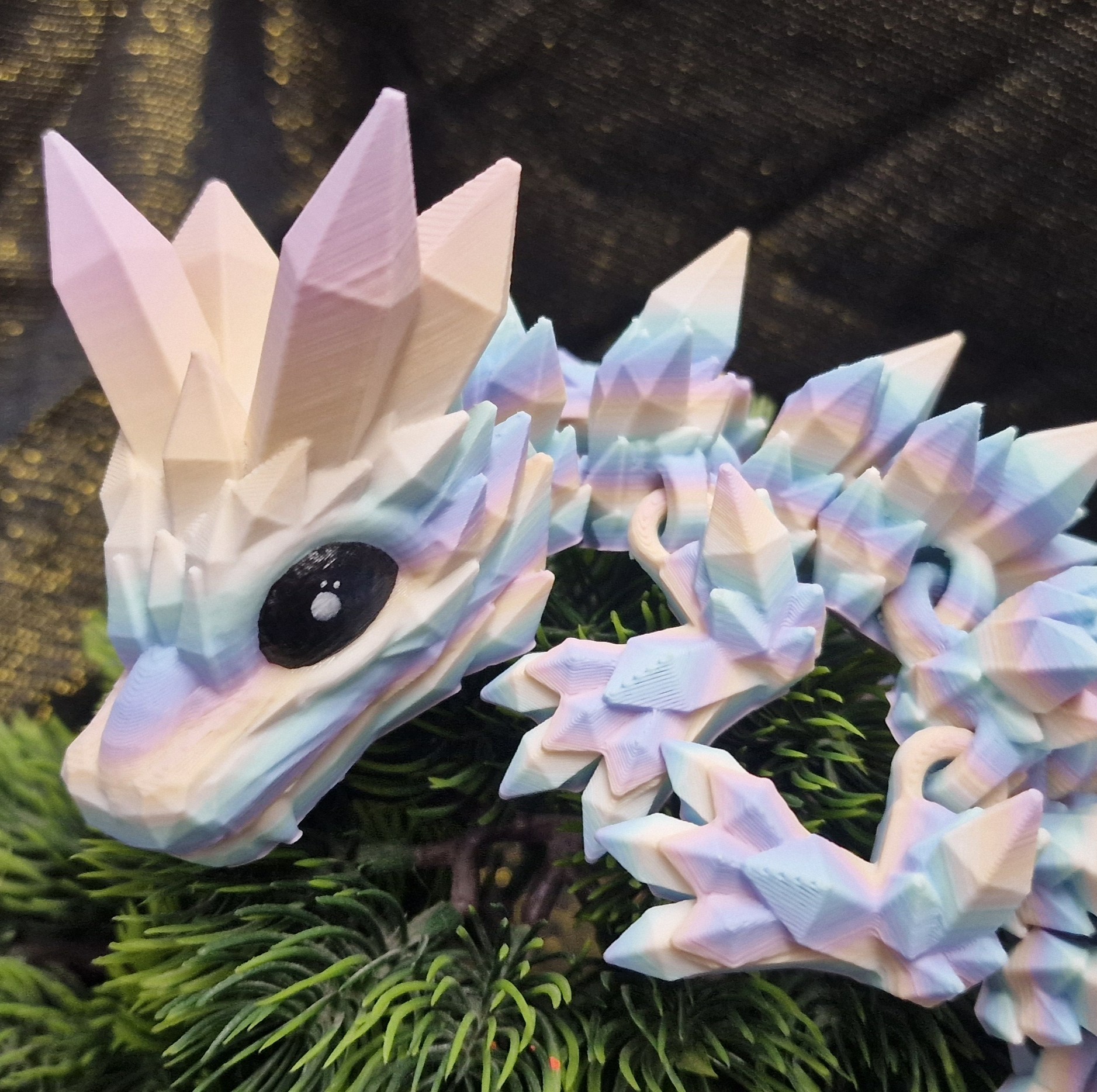 Bébé Dragon de Cristal 2025