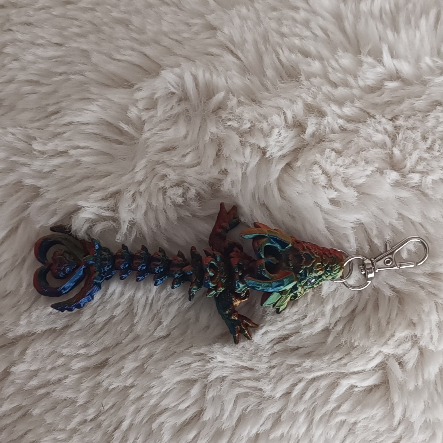 Porte-Clés Bébés Dragons au Cœur Sombre