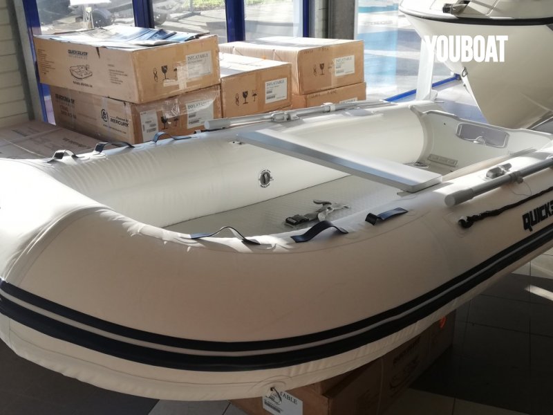 Quicksilver 250 Air Deck