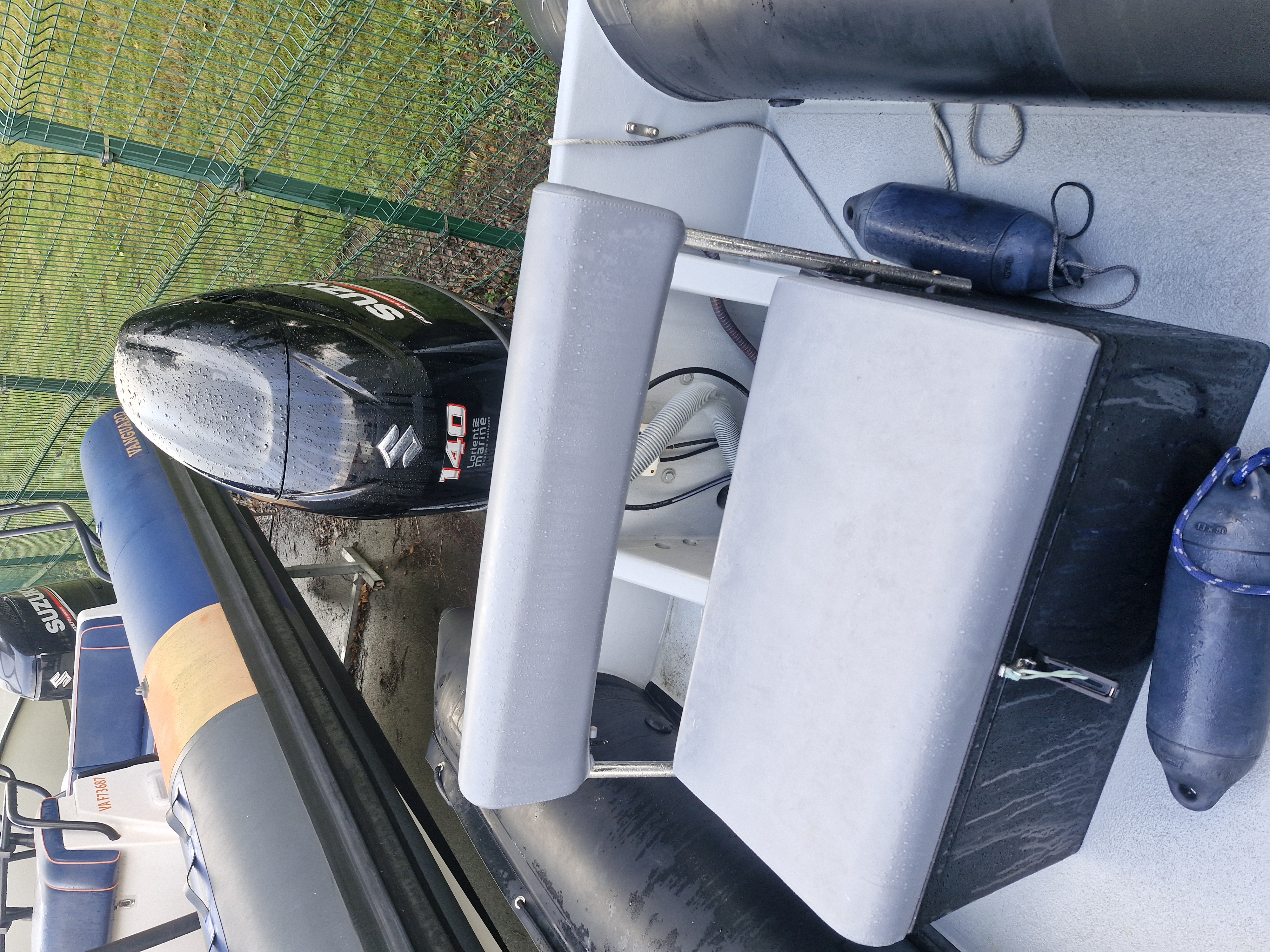 semi rigide Zeppelin 20 VPRO 140cv Suzuki 2019 état quasi neuf 