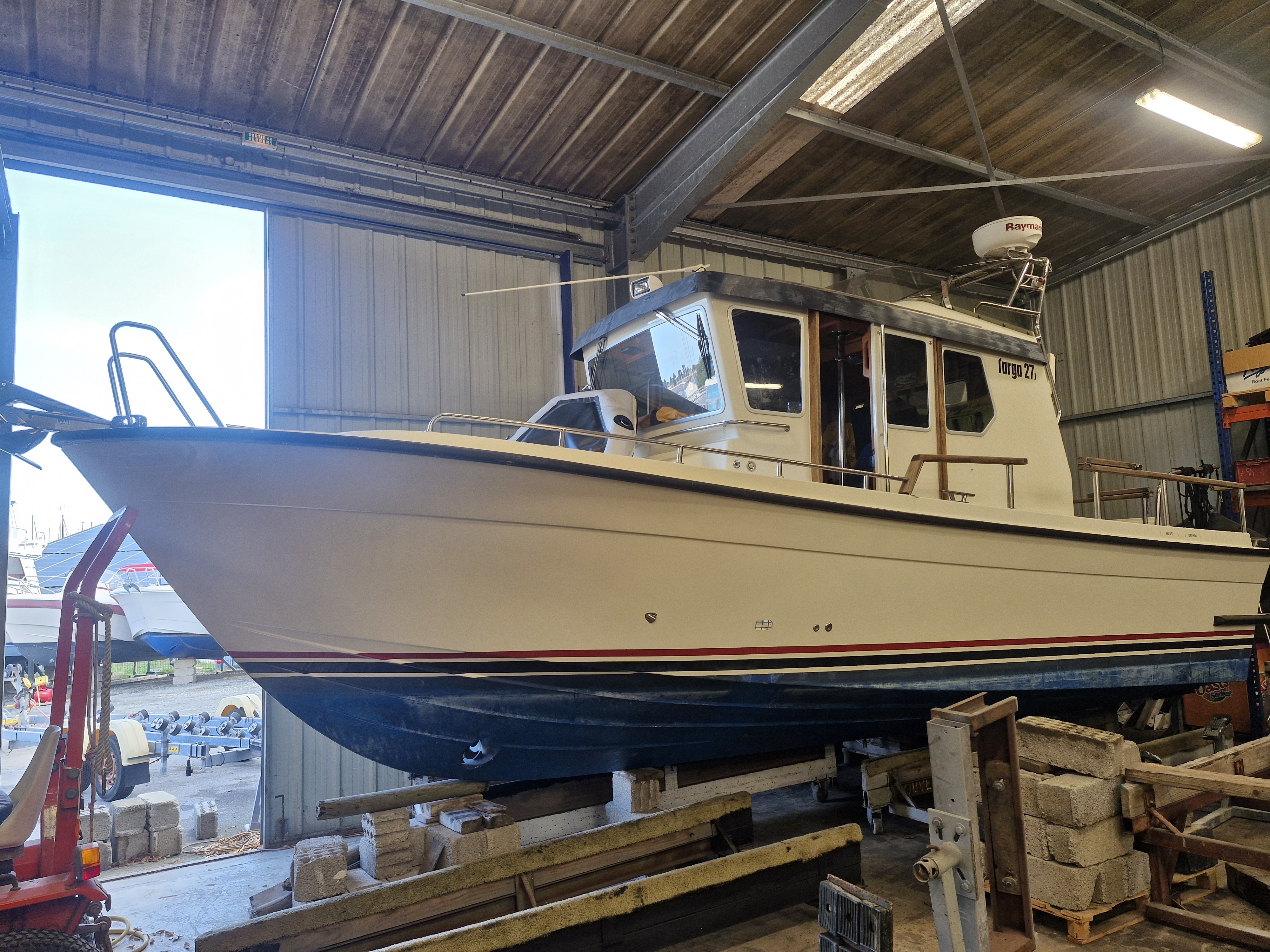 Targa 27.1 2014 Volvo D6 330cv  TBE