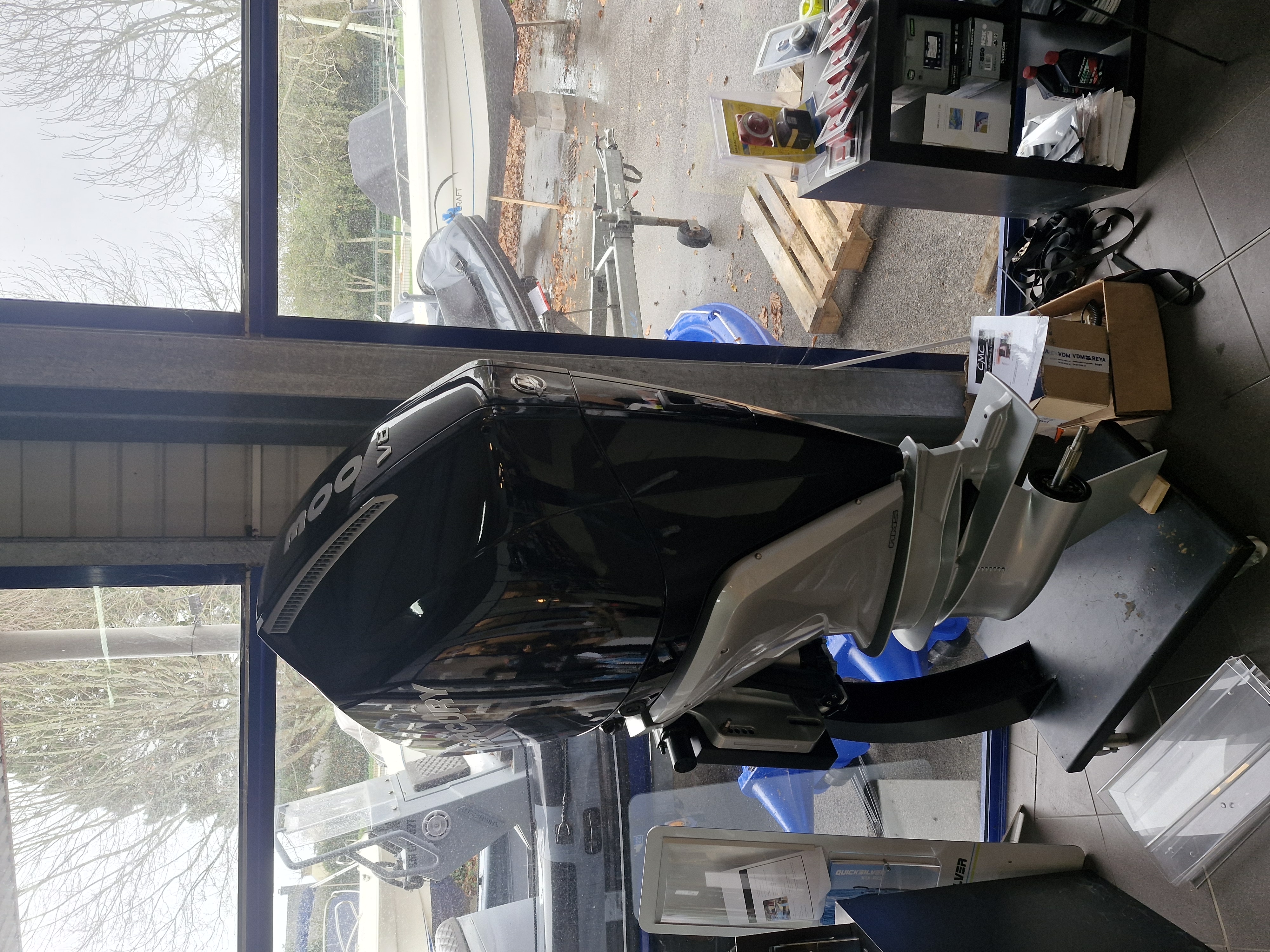 300cv Mercury V8 complet