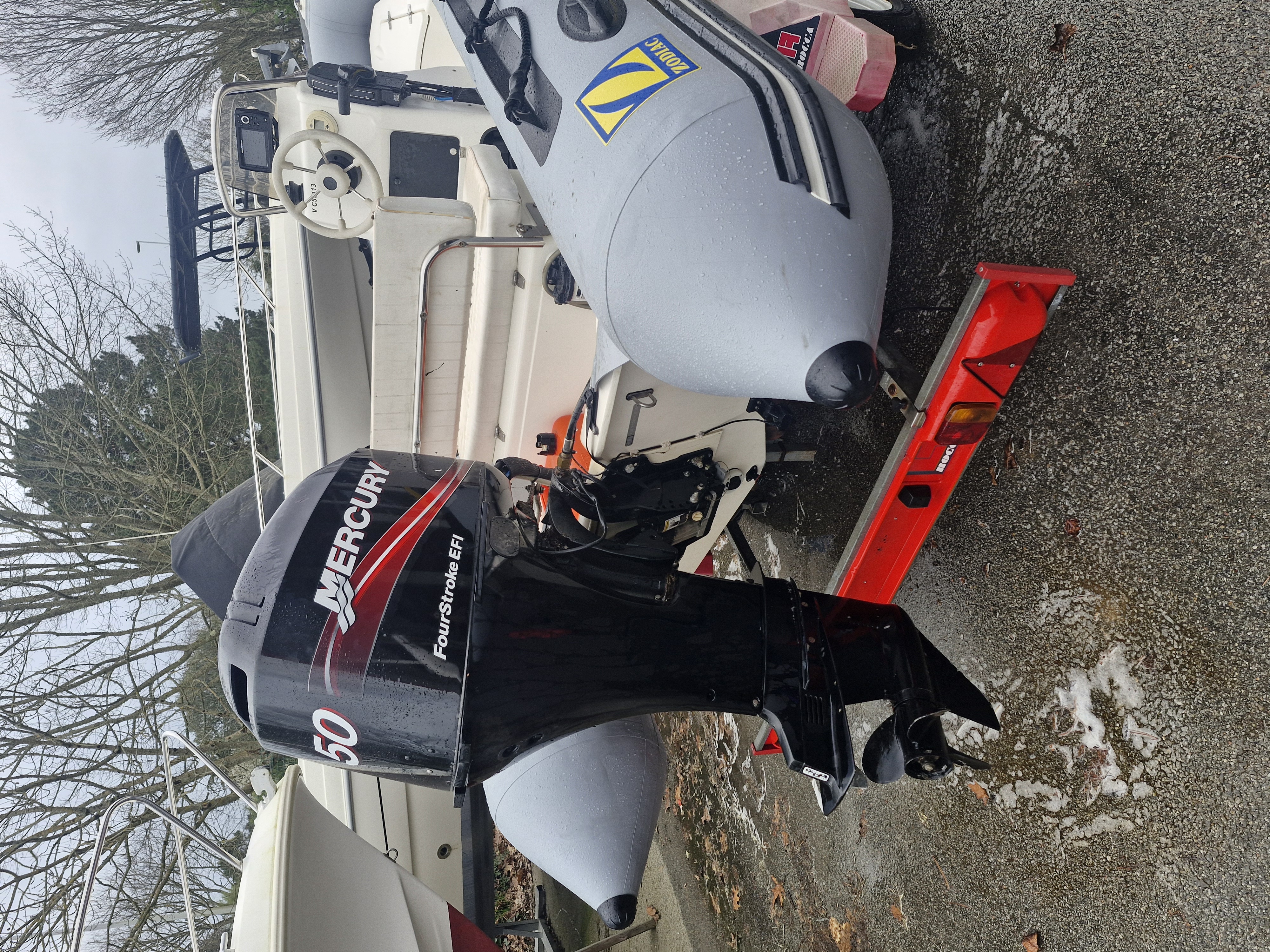 Zodiac Pro 9 / 50cv Mercury / remorque 2005 TBE