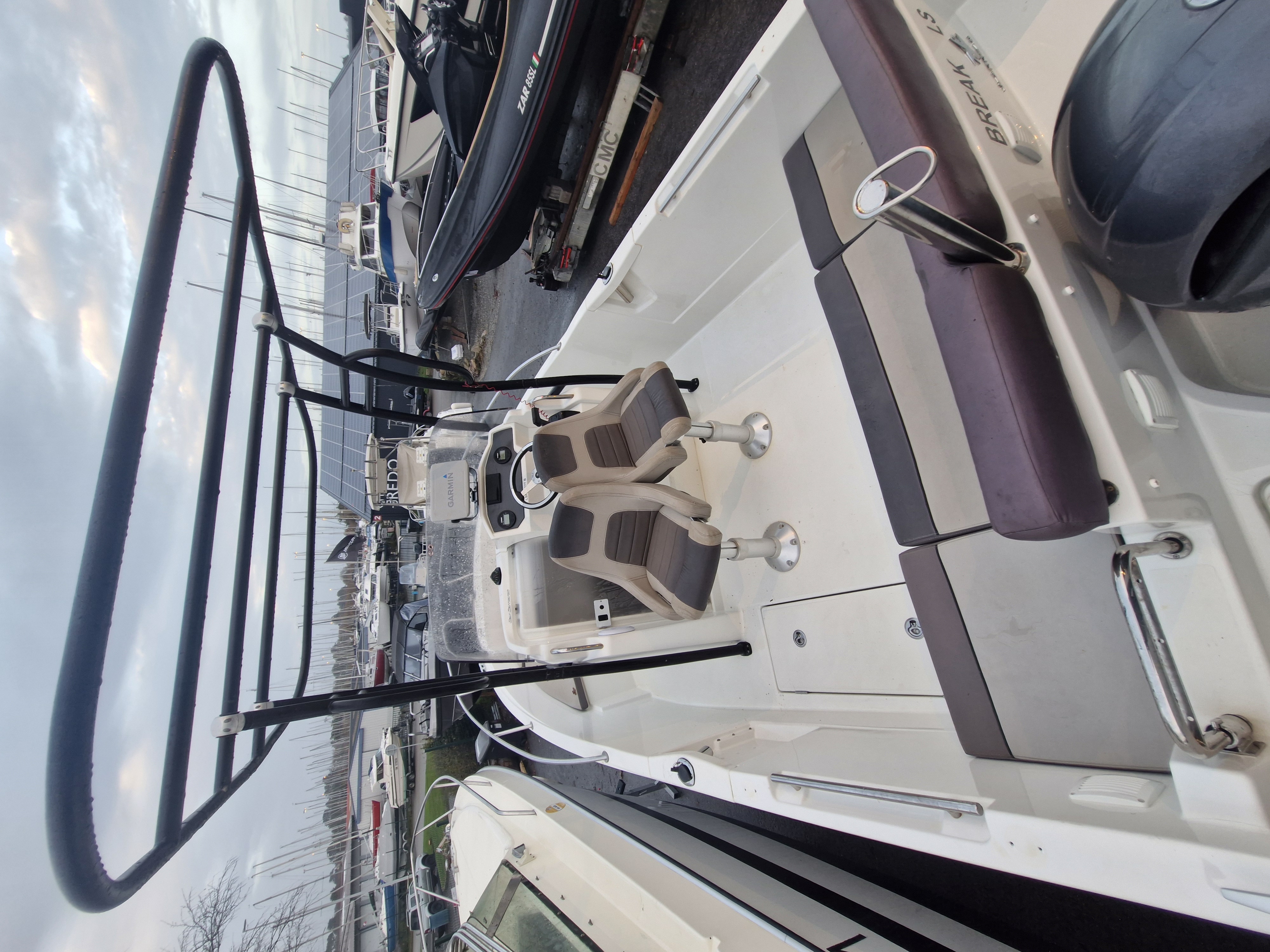 Jeanneau Cap Camarat 6.5 CC série 2 année 2016