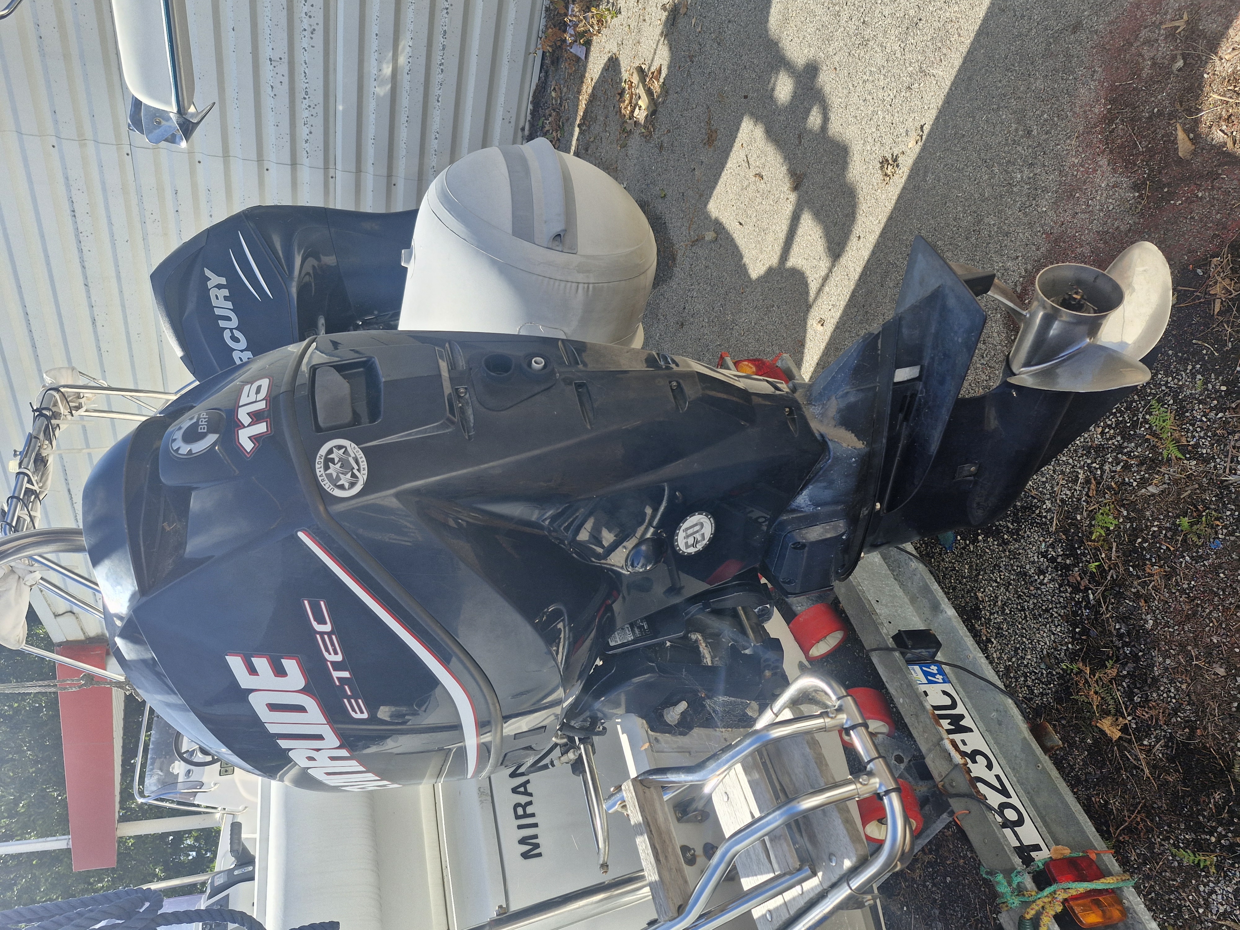 semi rigide Mar Sea SP 100 2005 115cv Evinrude Etec de 2010 429 heures