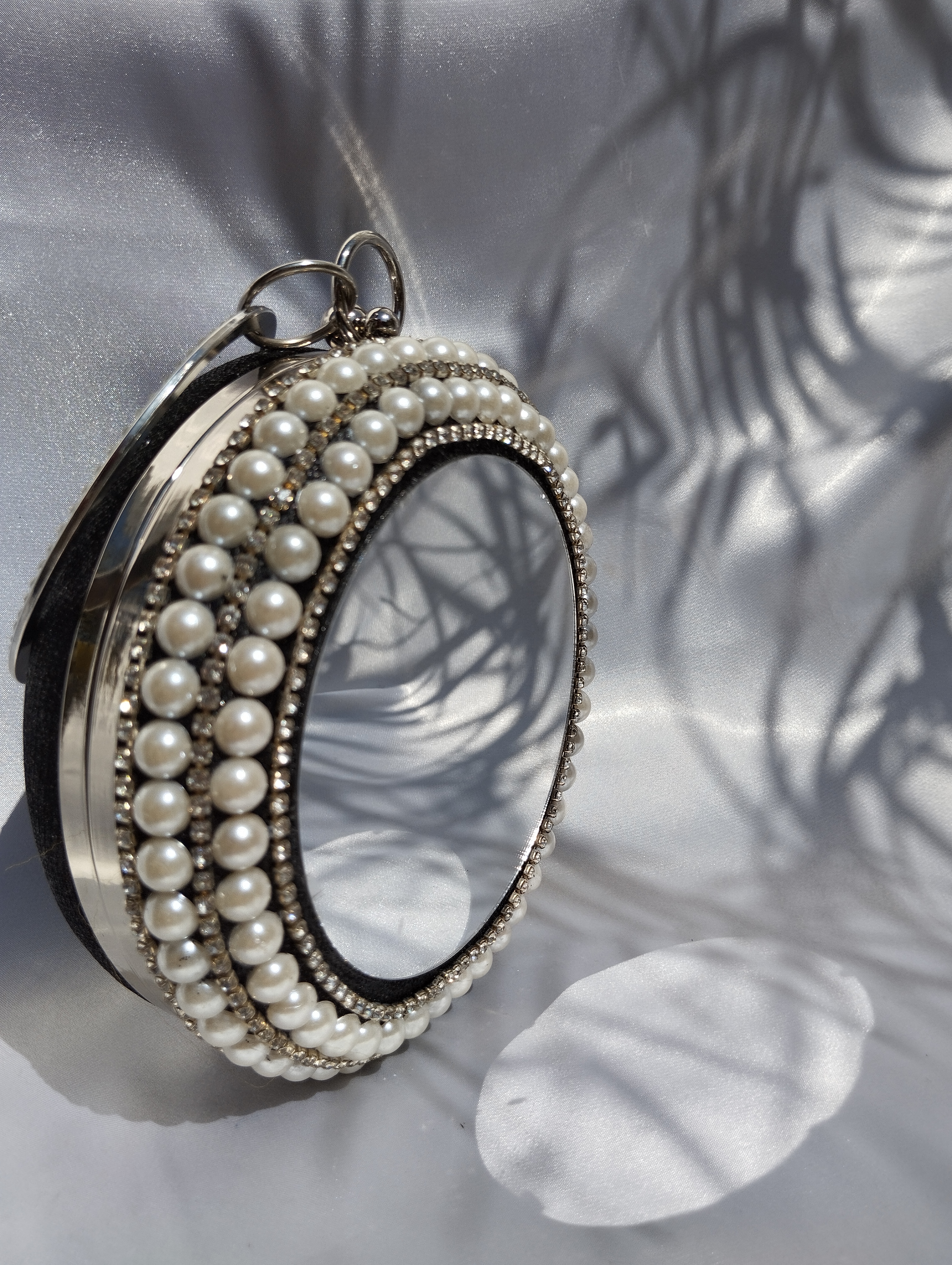 Round Party Clutch Black