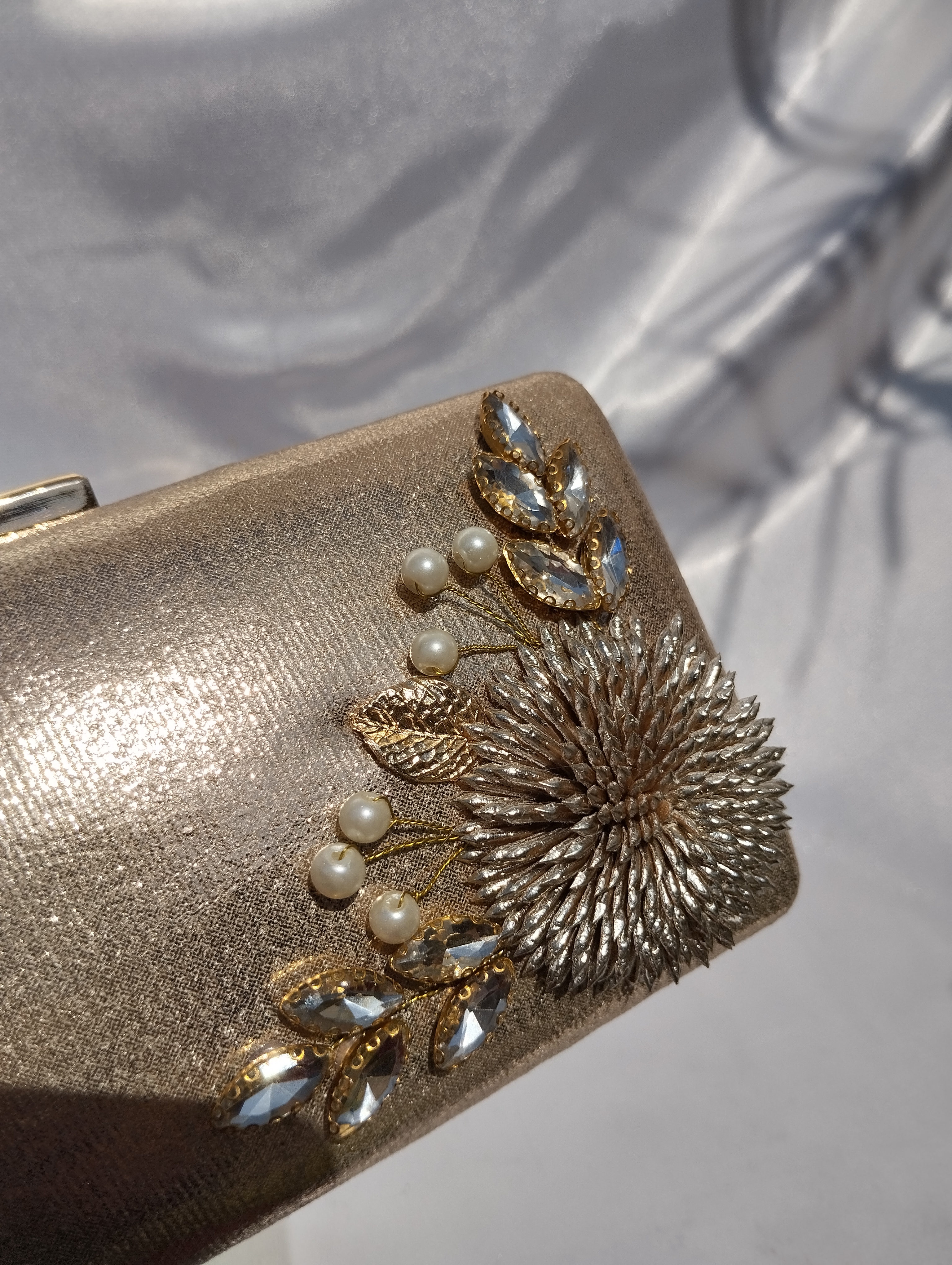Gold Fancy Floral 