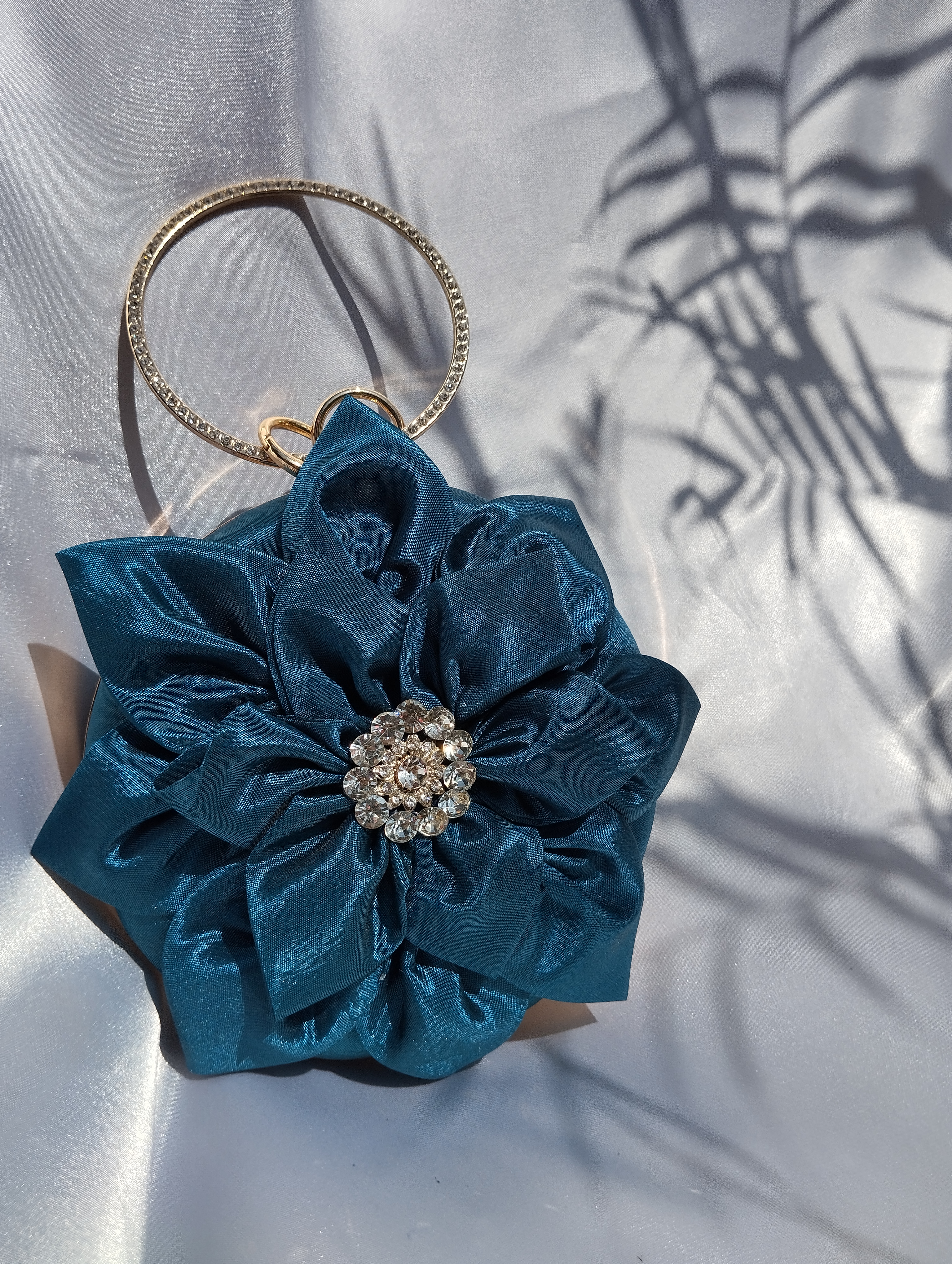 Flora Round Party Clutch