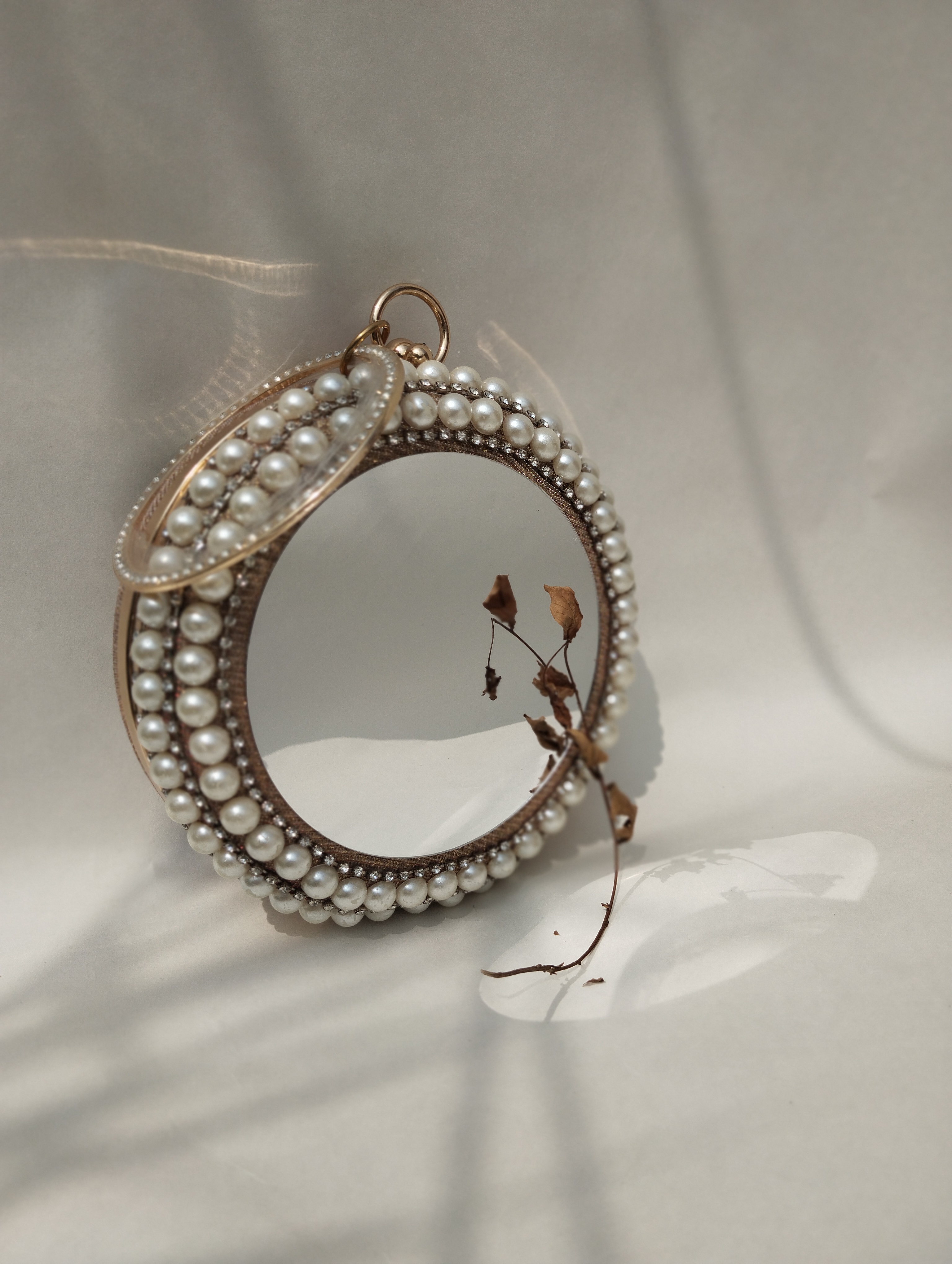 Round Party Clutch Gold