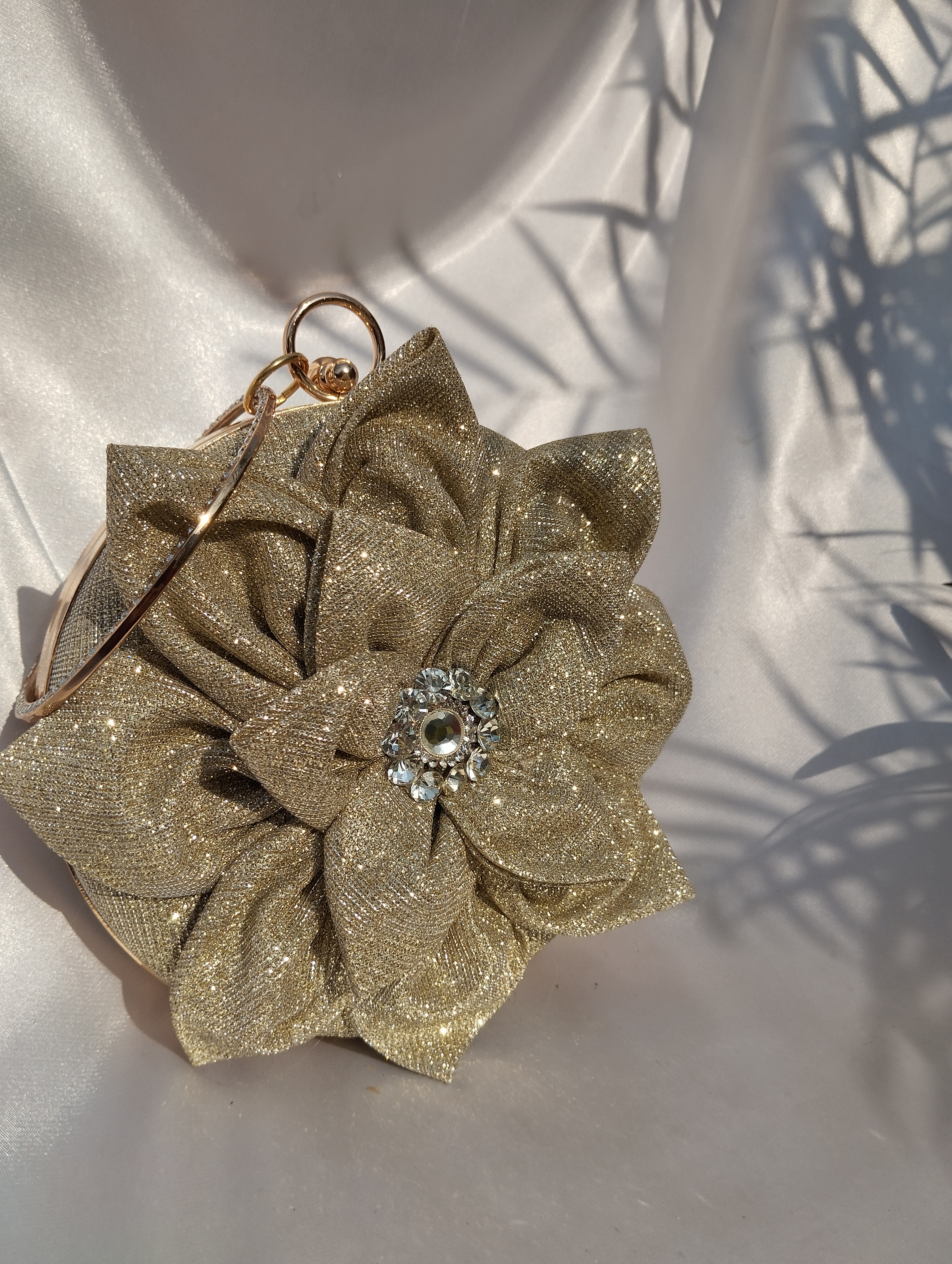 Light Gold Sparkle Flora Party clutch 