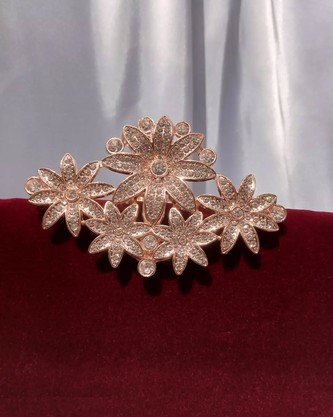 Basic Flower Clutch