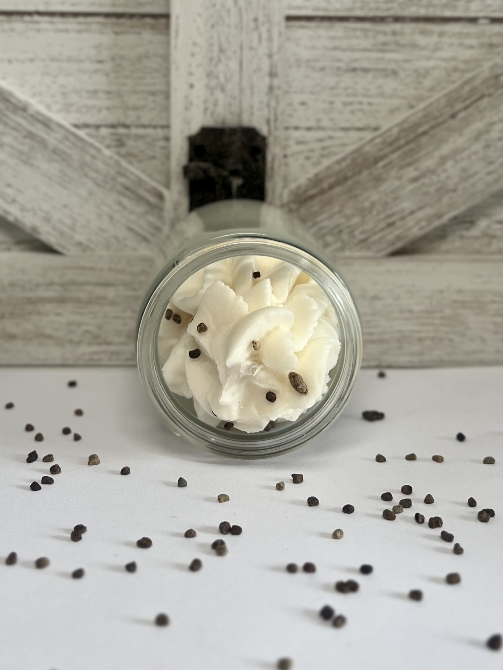 Black Cardamon & Cream Soy Candle