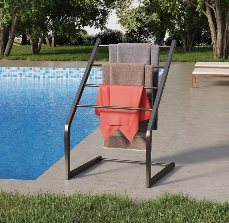 Towel Racks for Bathroom, Free Standing Towel Rack, Pool Towel Racks Outdoor, 4 Tier Metal Towel Bar Stand for Bathroom, Blanket Ladder Holder, Drying and Display Rack for Oversized Bath Towel