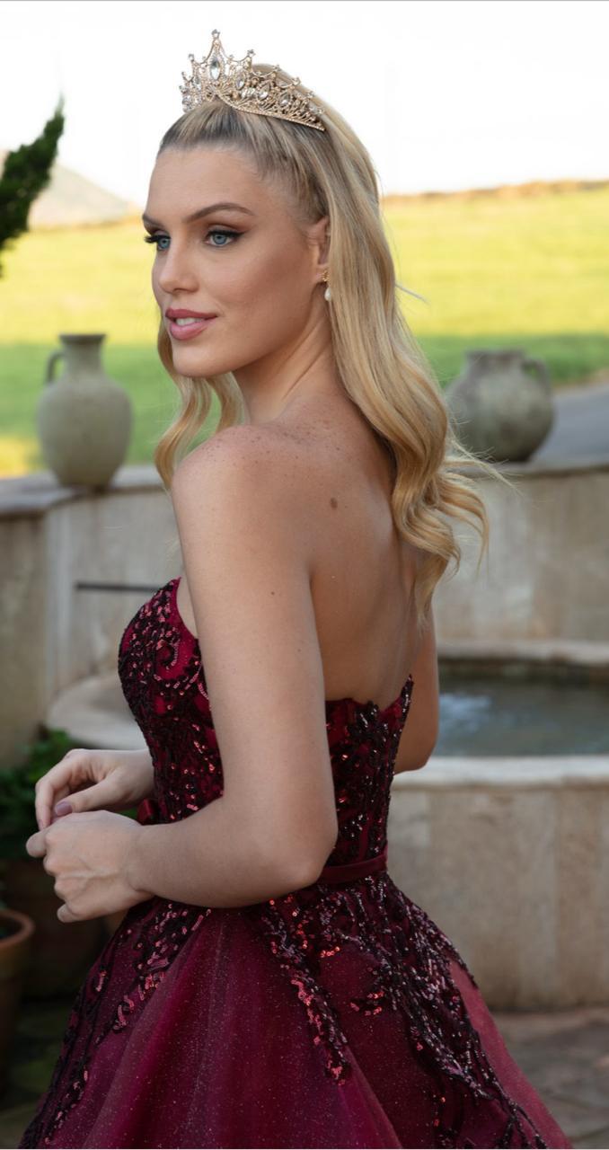 Vestido debutante longo, ( MARSALA). Vestido longo em tela de crinol sobreposto por tule high gloss