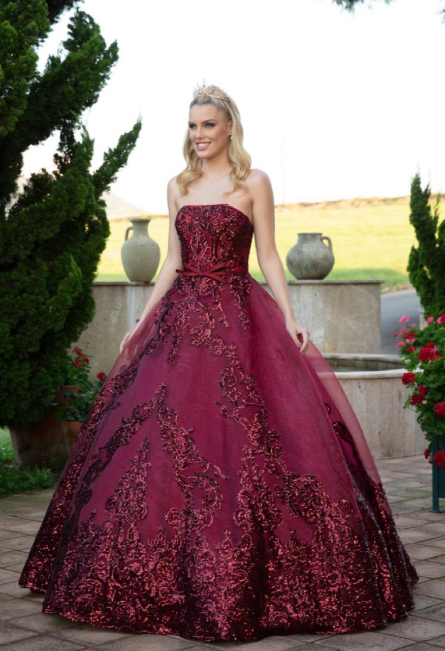 Vestido debutante longo, ( MARSALA). Vestido longo em tela de crinol sobreposto por tule high gloss