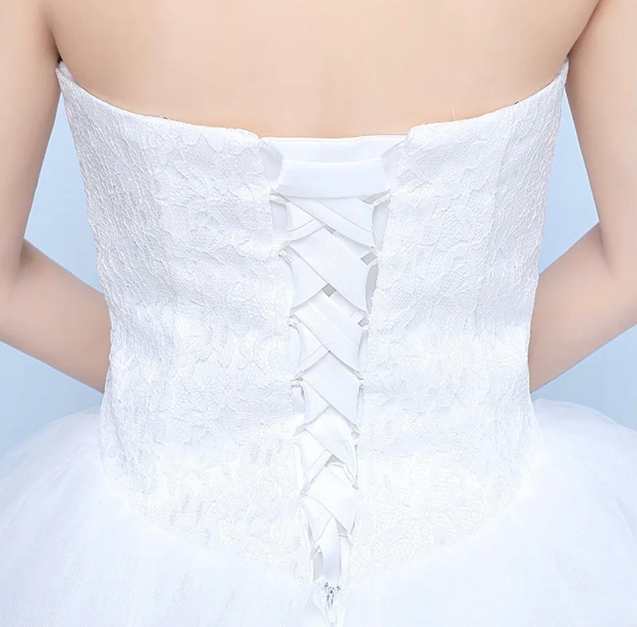 Vestido noiva branco  saia longa em tule francês.