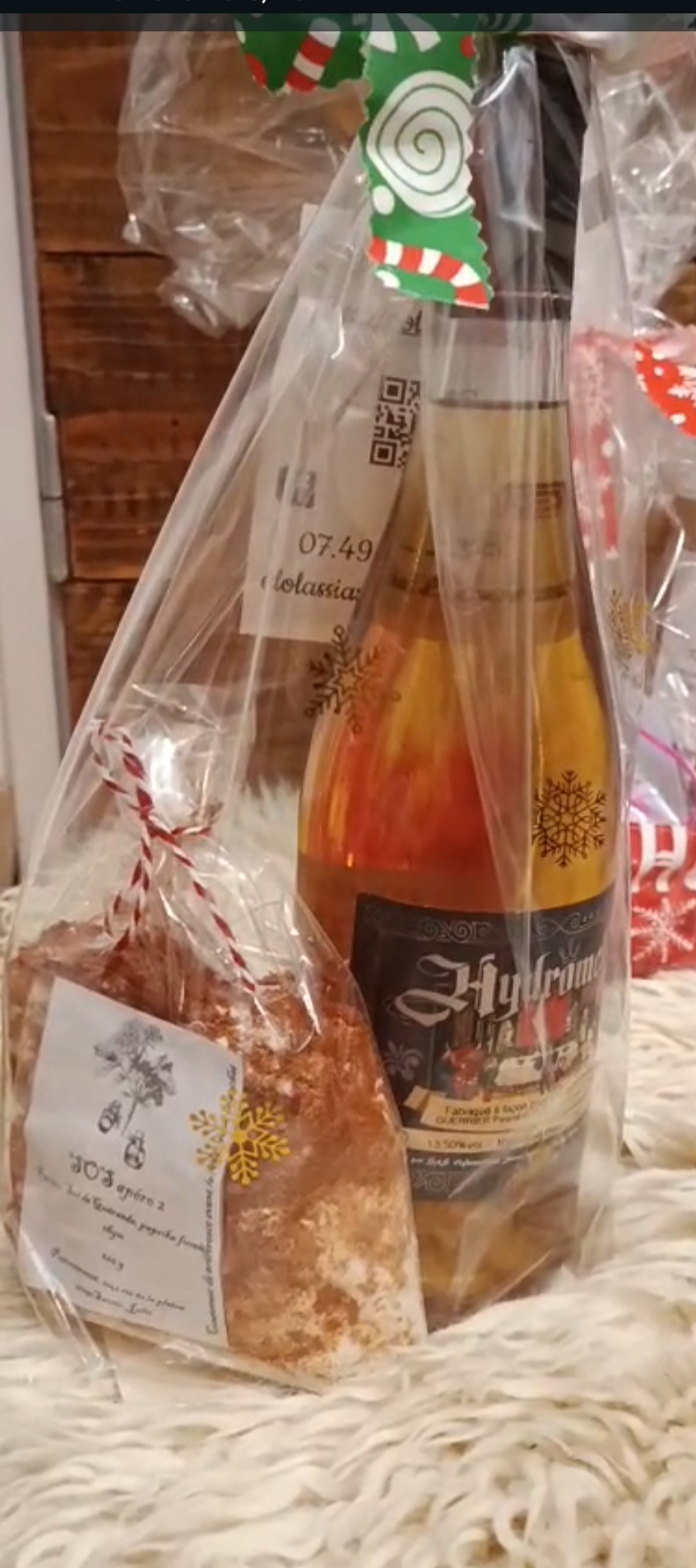 Panier cadeau PERSONNALISABLE à souhait