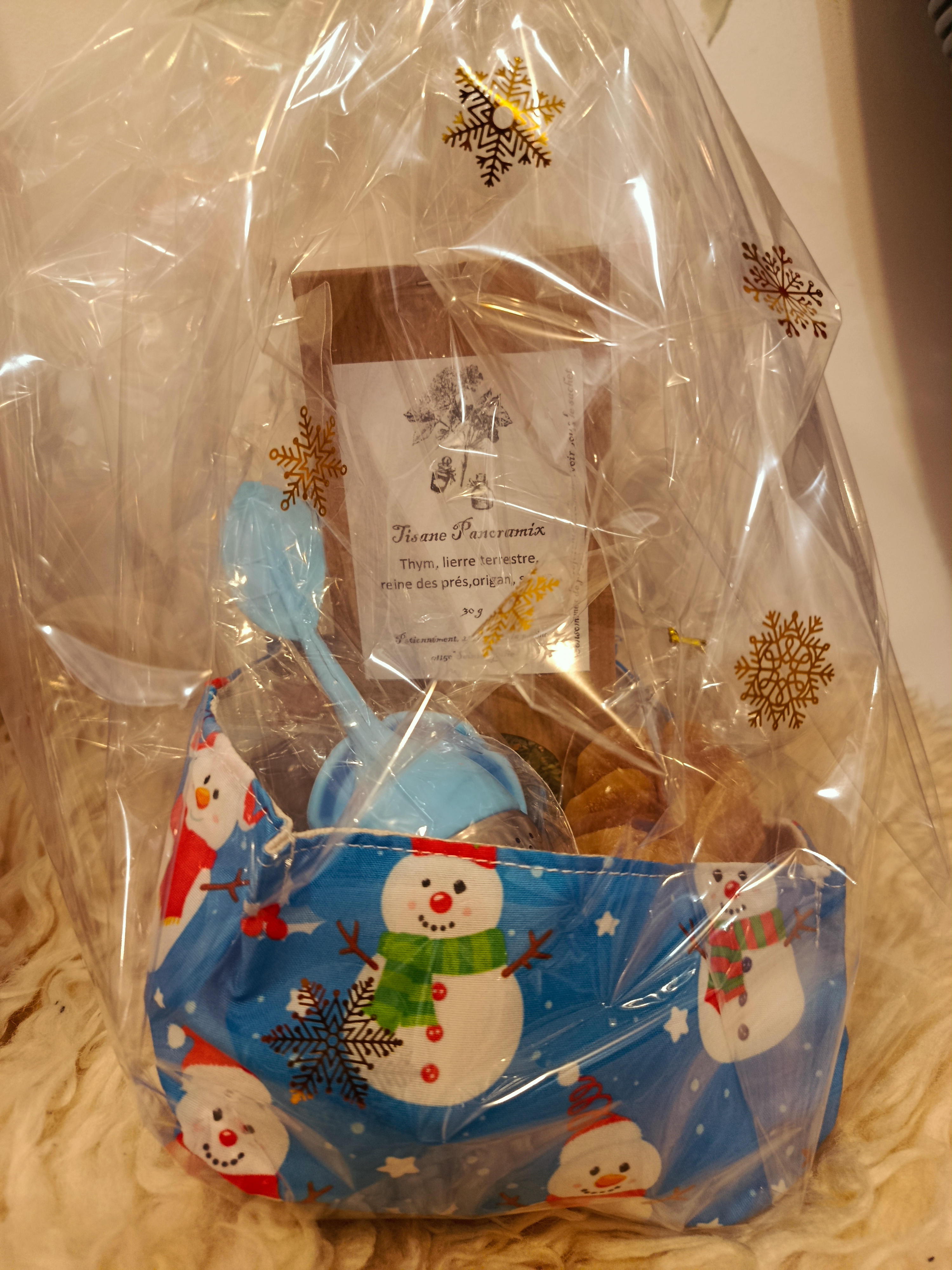 Panier cadeau PERSONNALISABLE à souhait