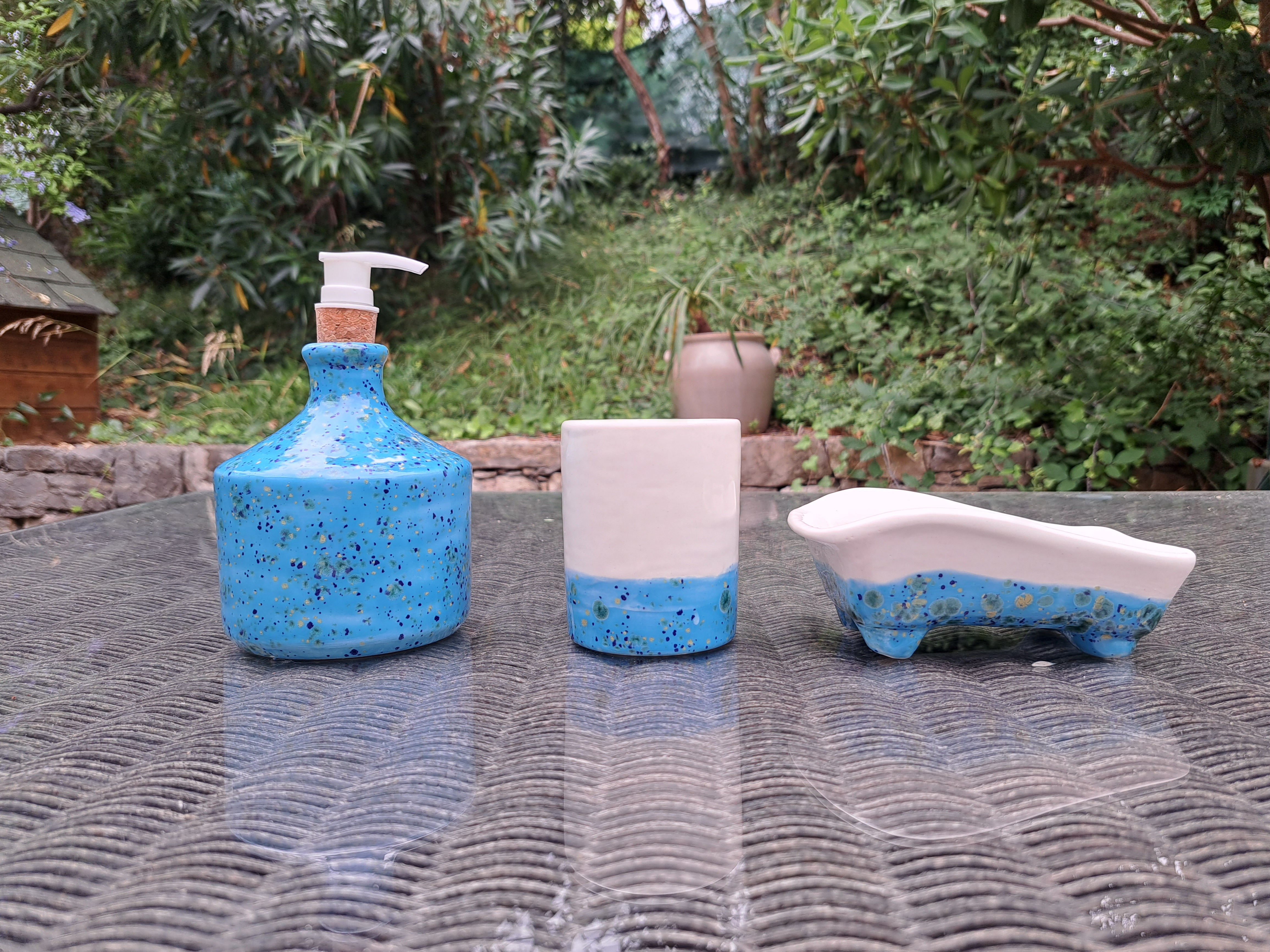 Ensemble 3 pièces: distributeur de savon + porte-savon +verre