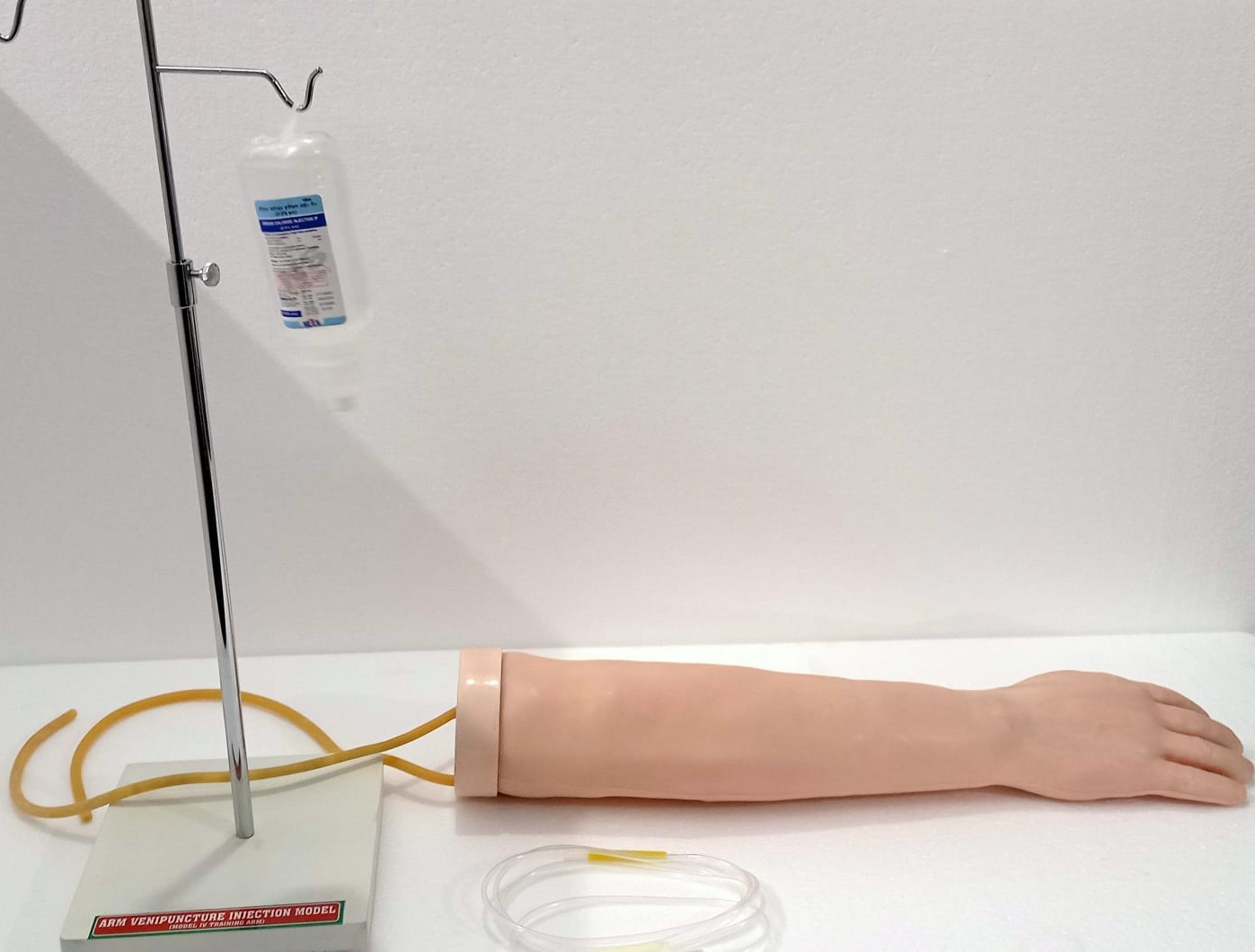 iv arm model