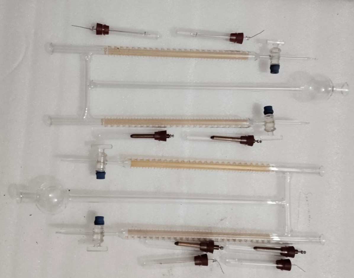 Borosilicate Glass Hoffman Electrolysis Apparatus with Rods Set 50ml Capacity