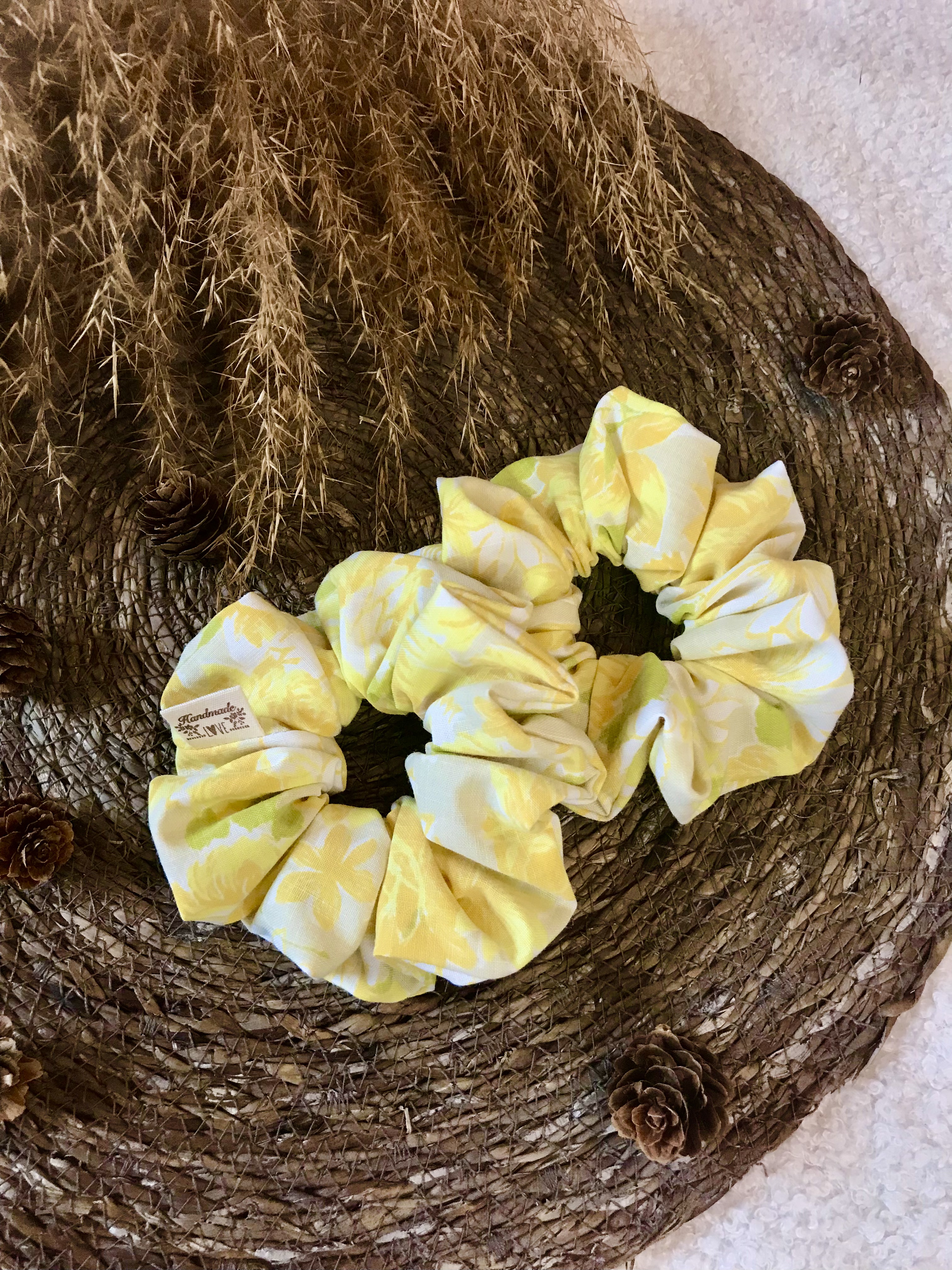 Chouchou - Fleurs jaunes