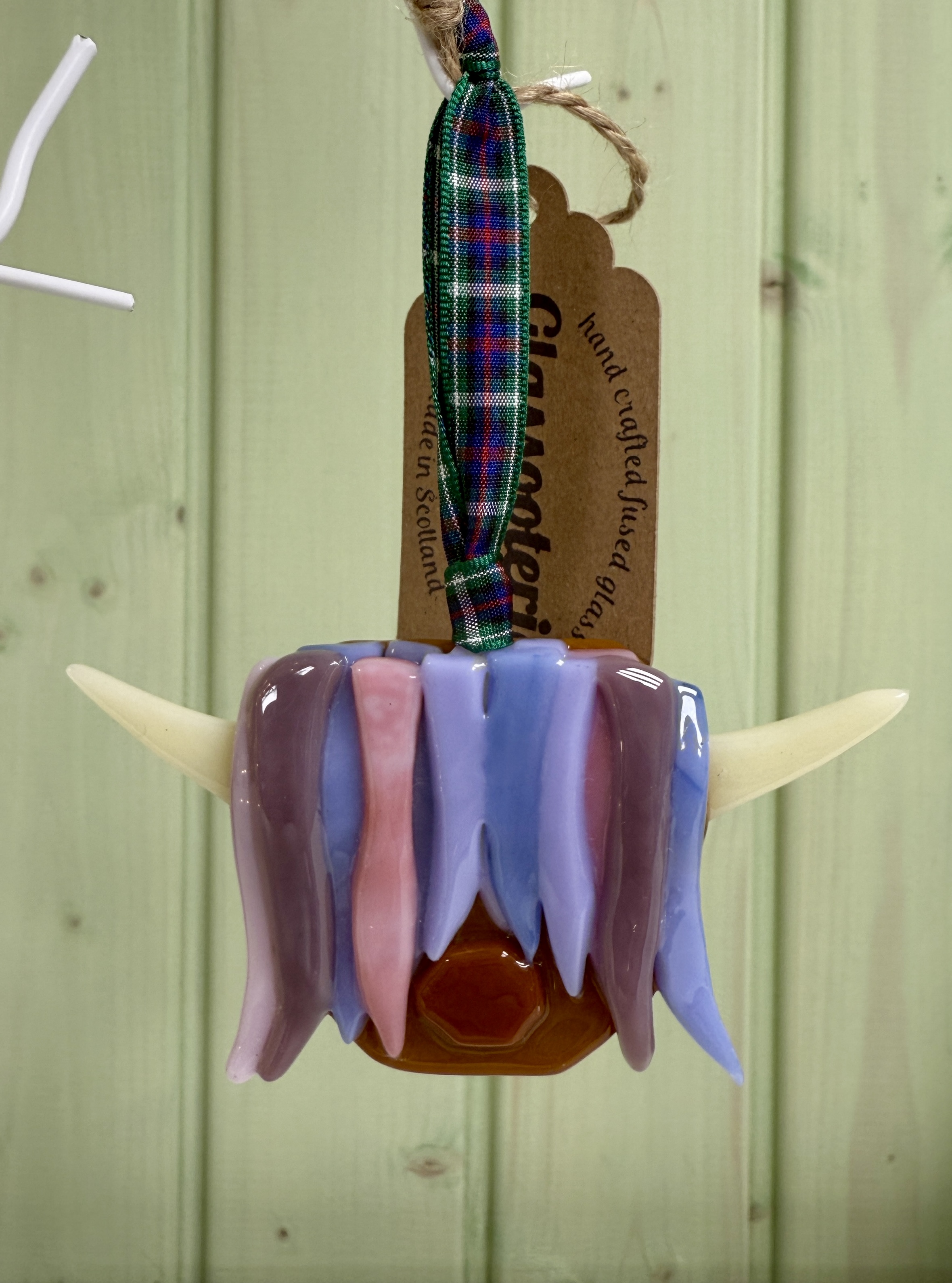 Morag - Pink/Purple colour scheme