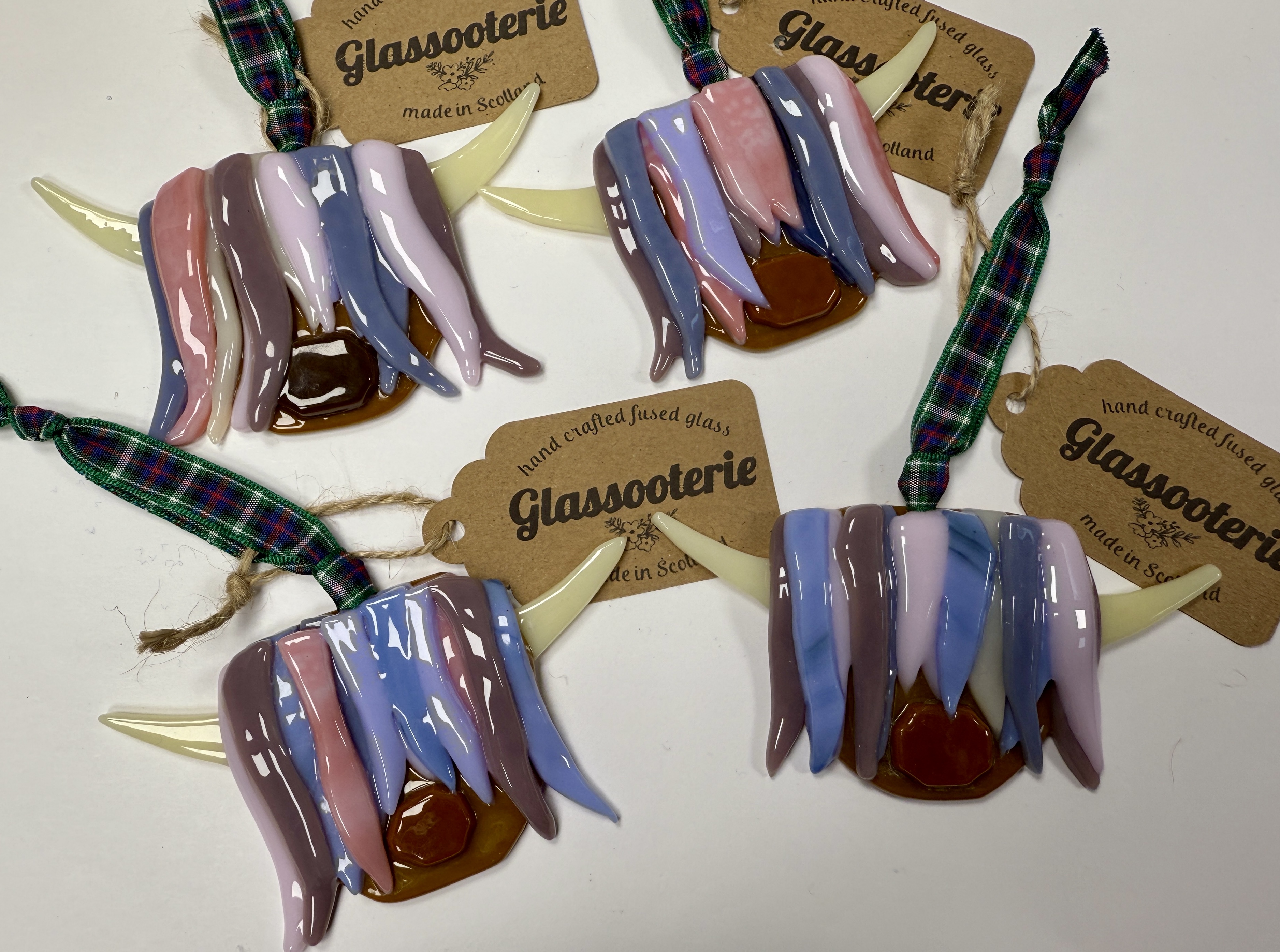 Morag - Pink/Purple colour scheme