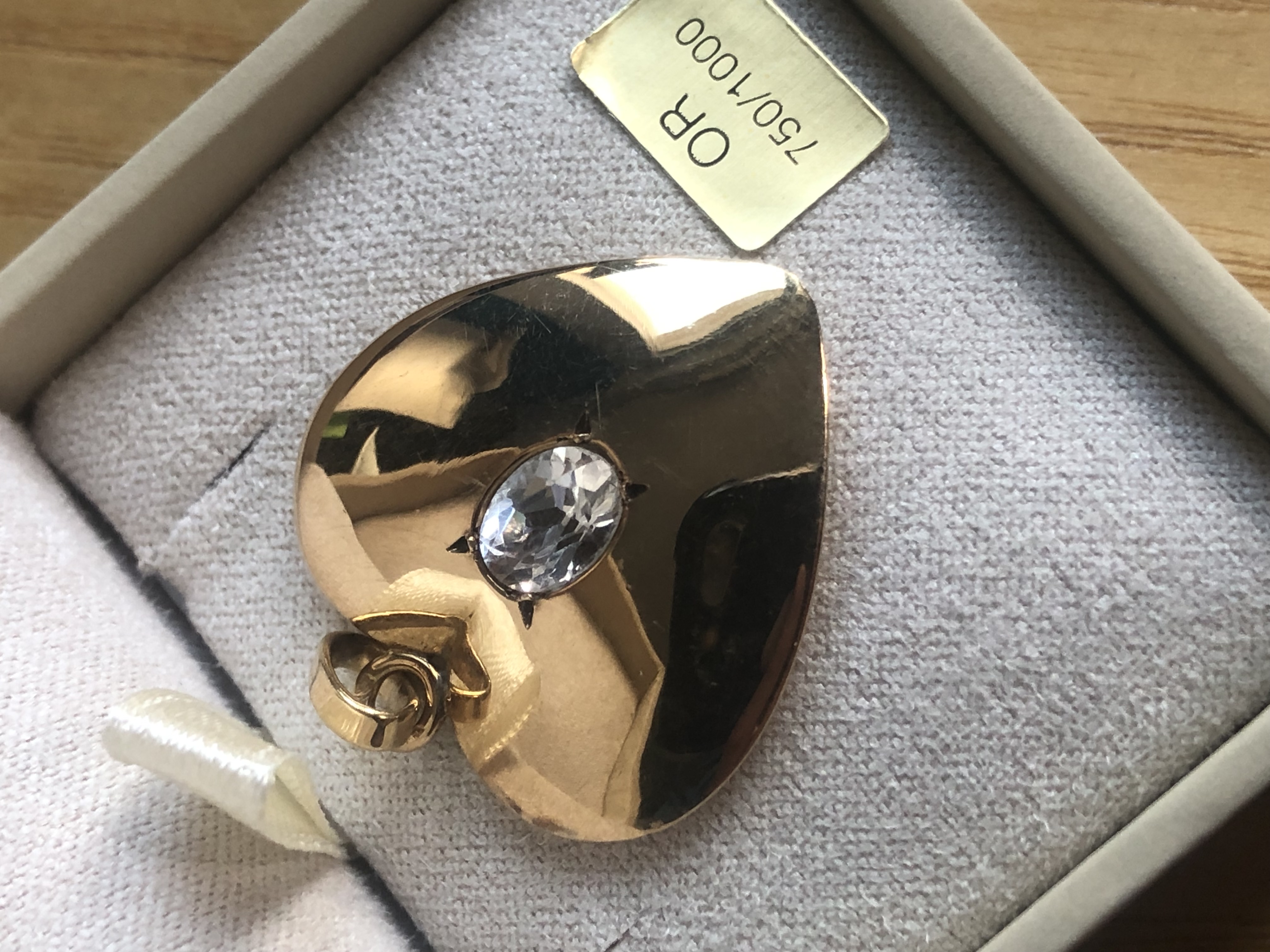 Pendentif cœur en or jaune 18 carats