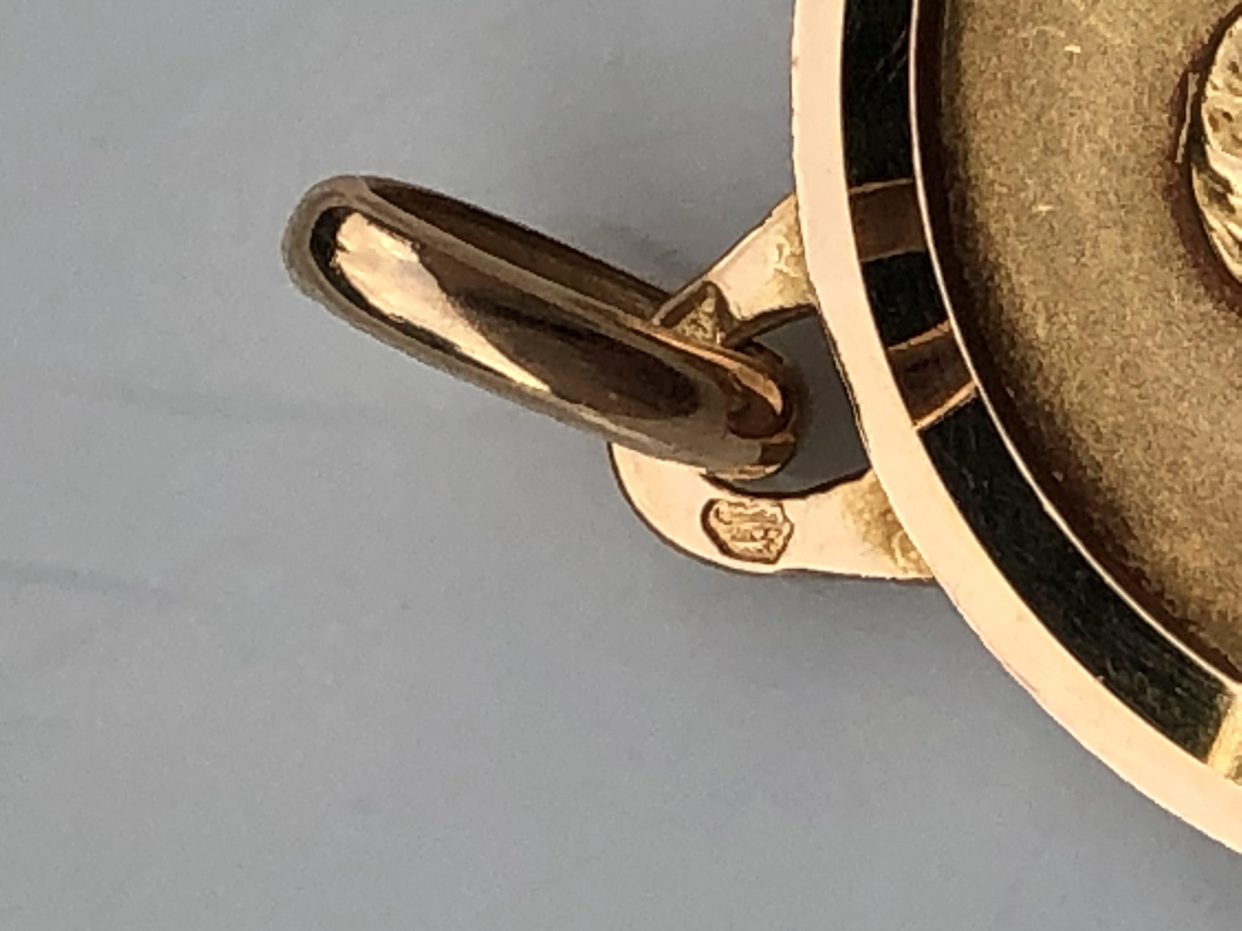 Pendentif Ange en Or jaune 18 carats