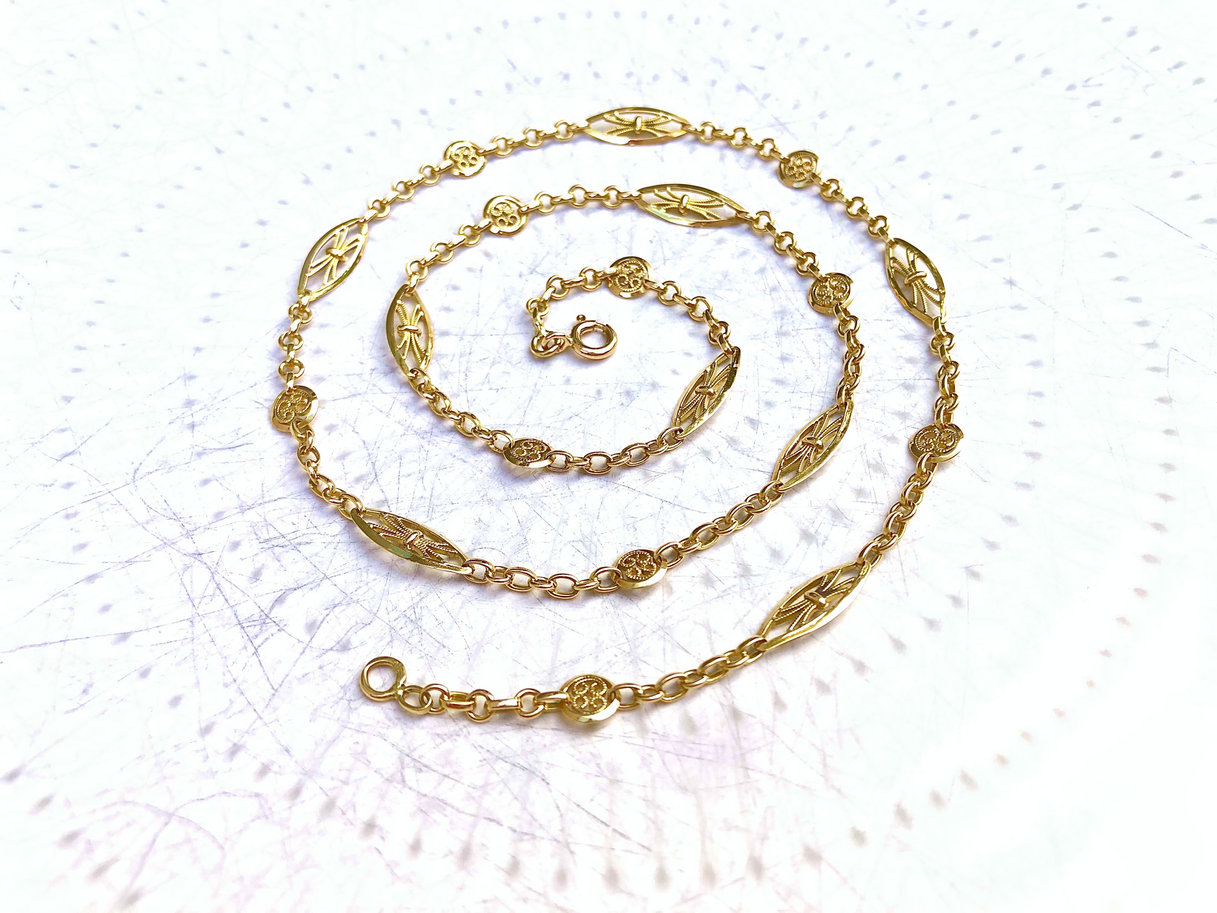 Chaine maille filigrane en or 18 carats 