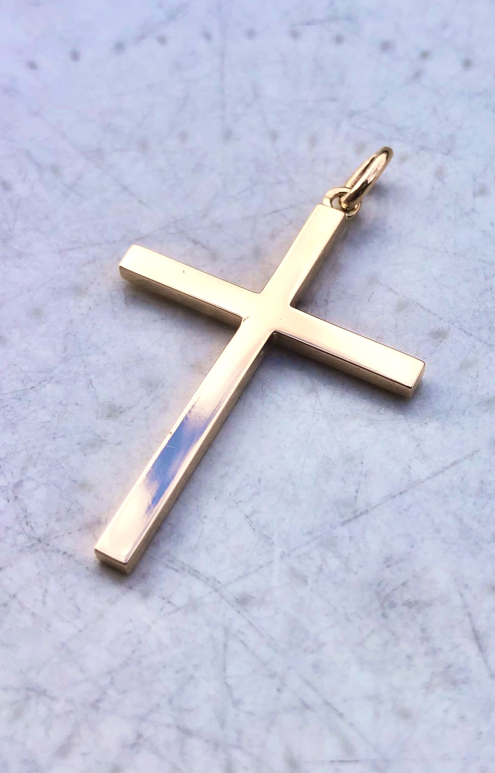 Croix en or 18 carats 