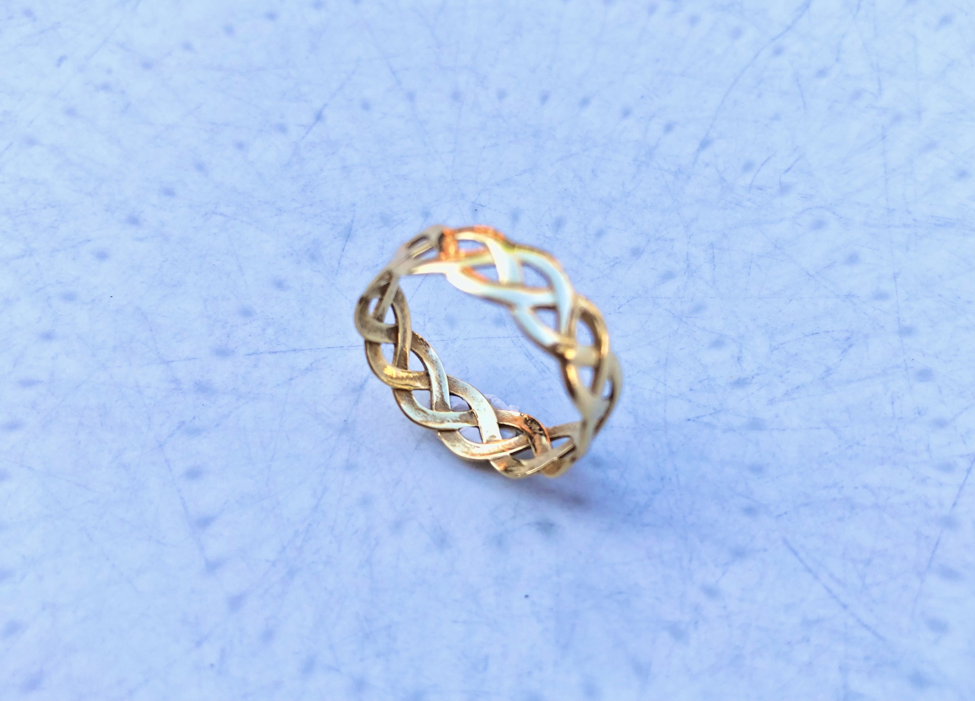 Bague en or jaune 18 carats