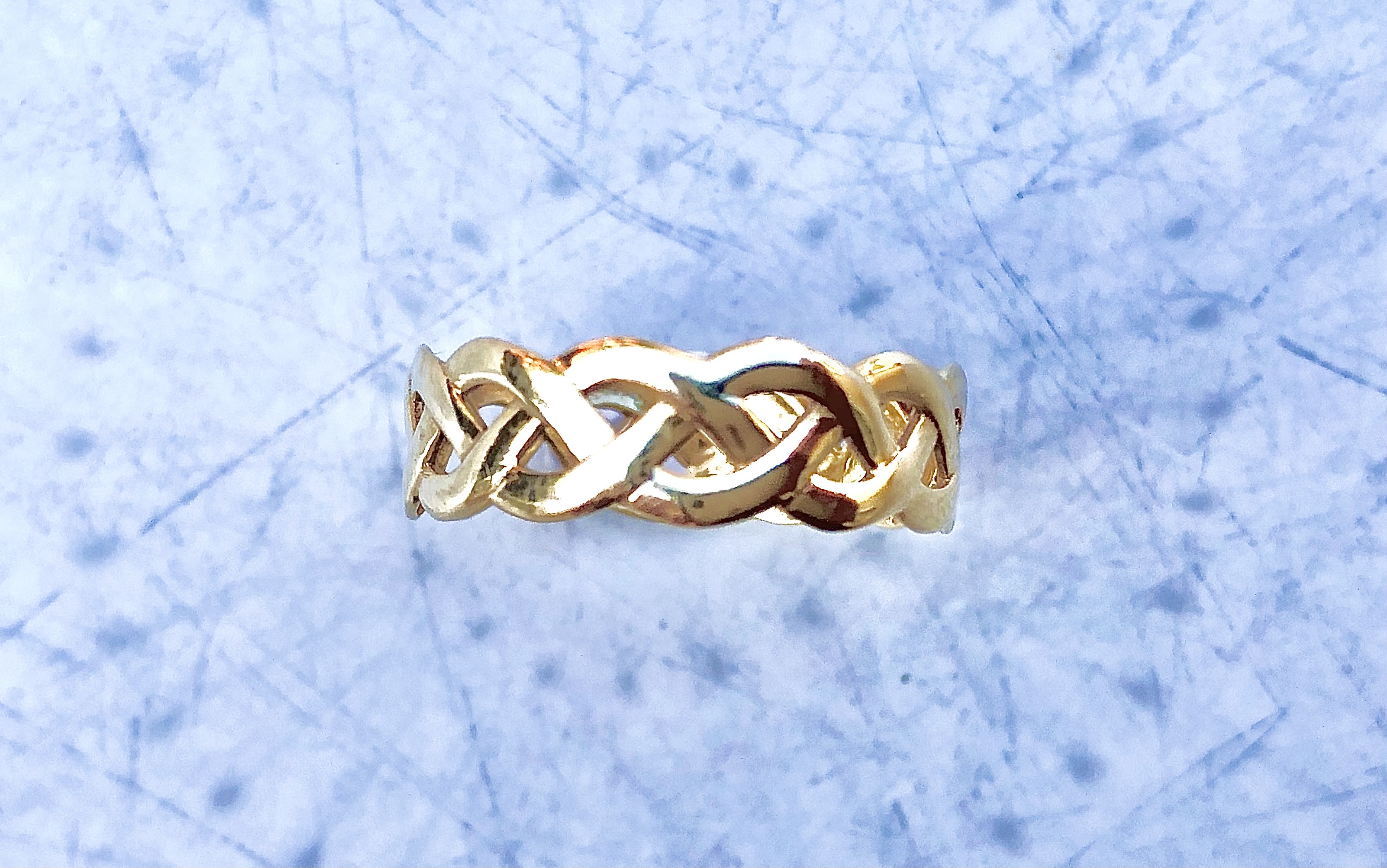 Bague en or jaune 18 carats