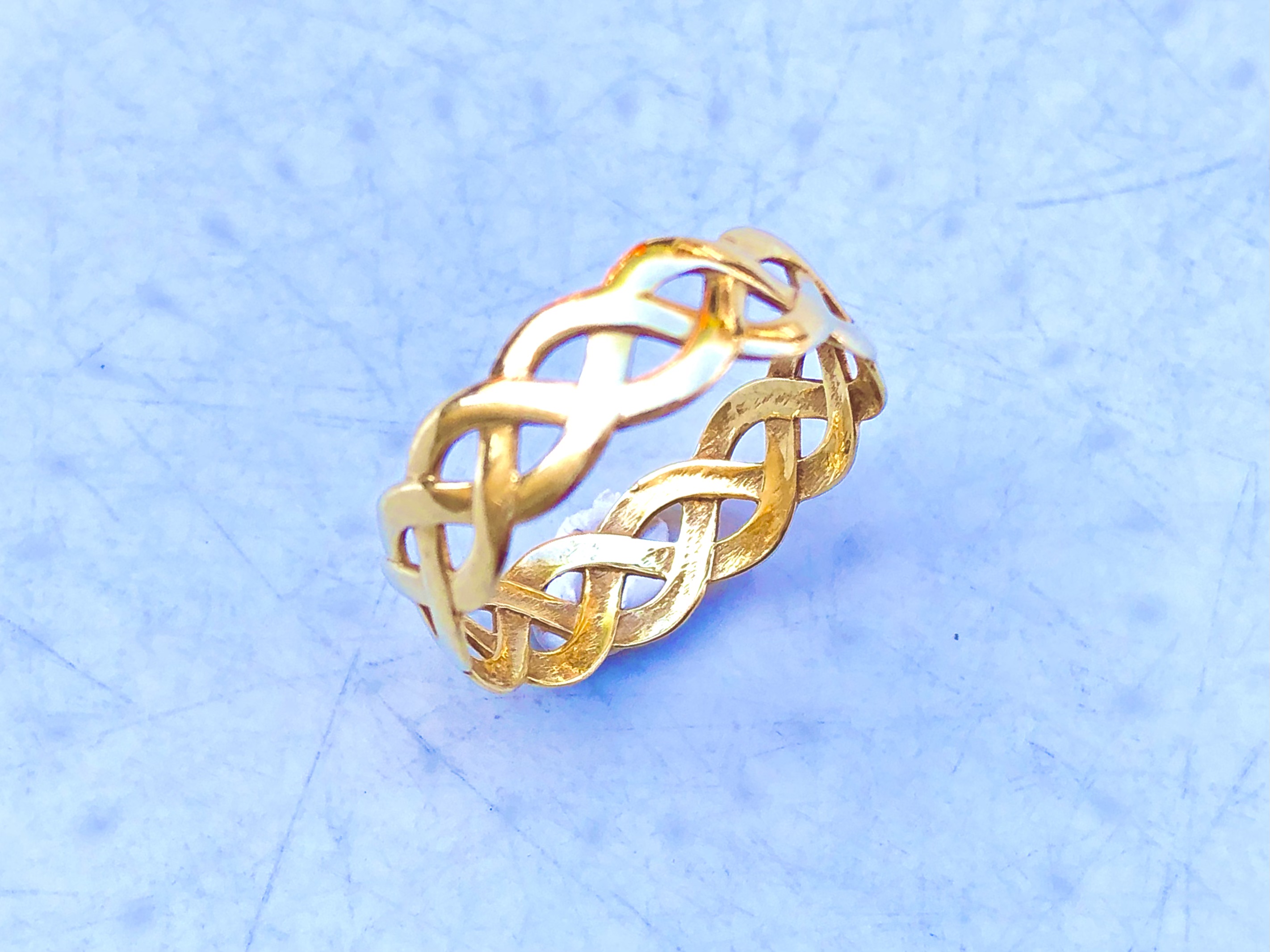 Bague en or jaune 18 carats