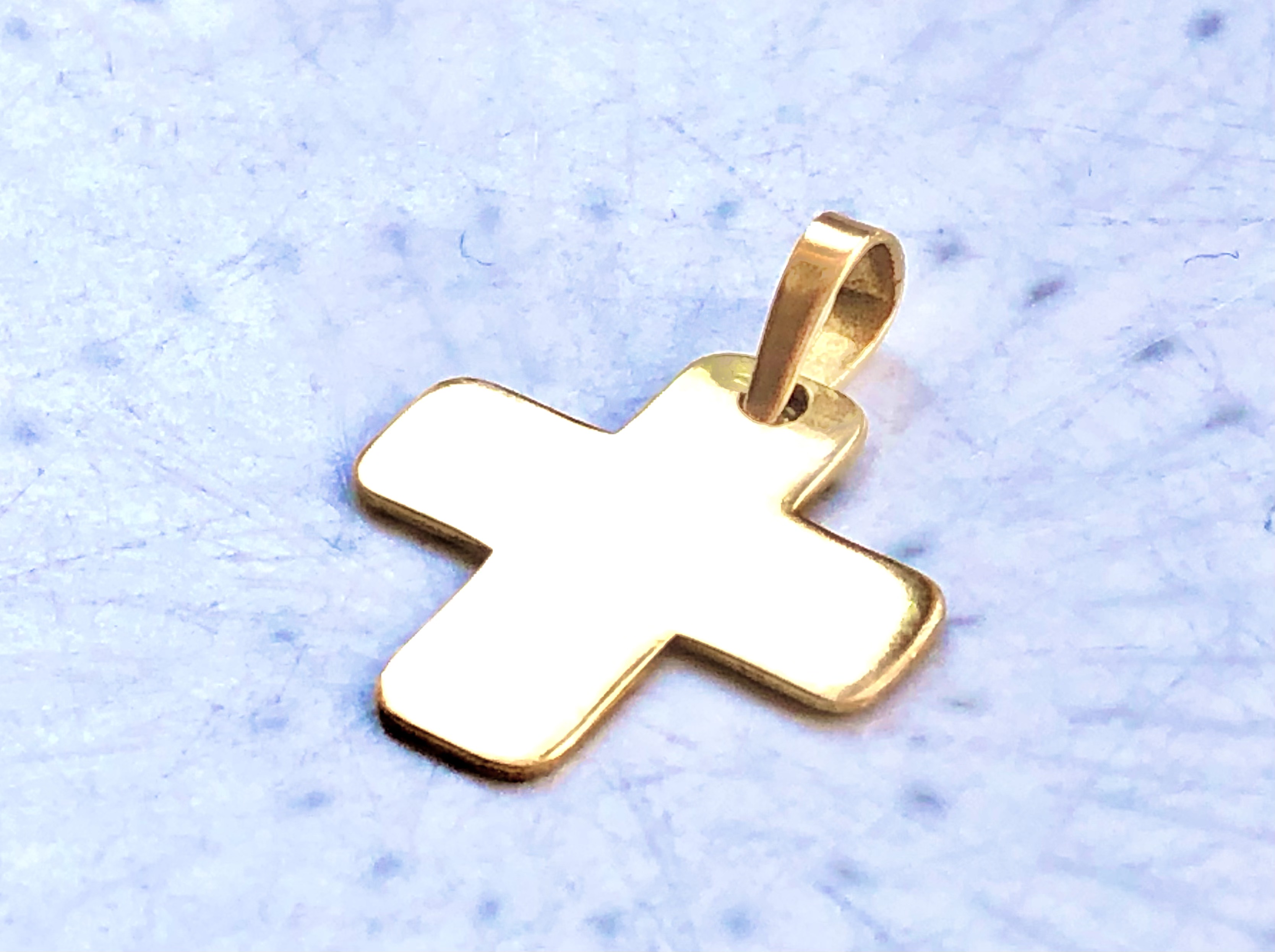 Croix en or 18 carats