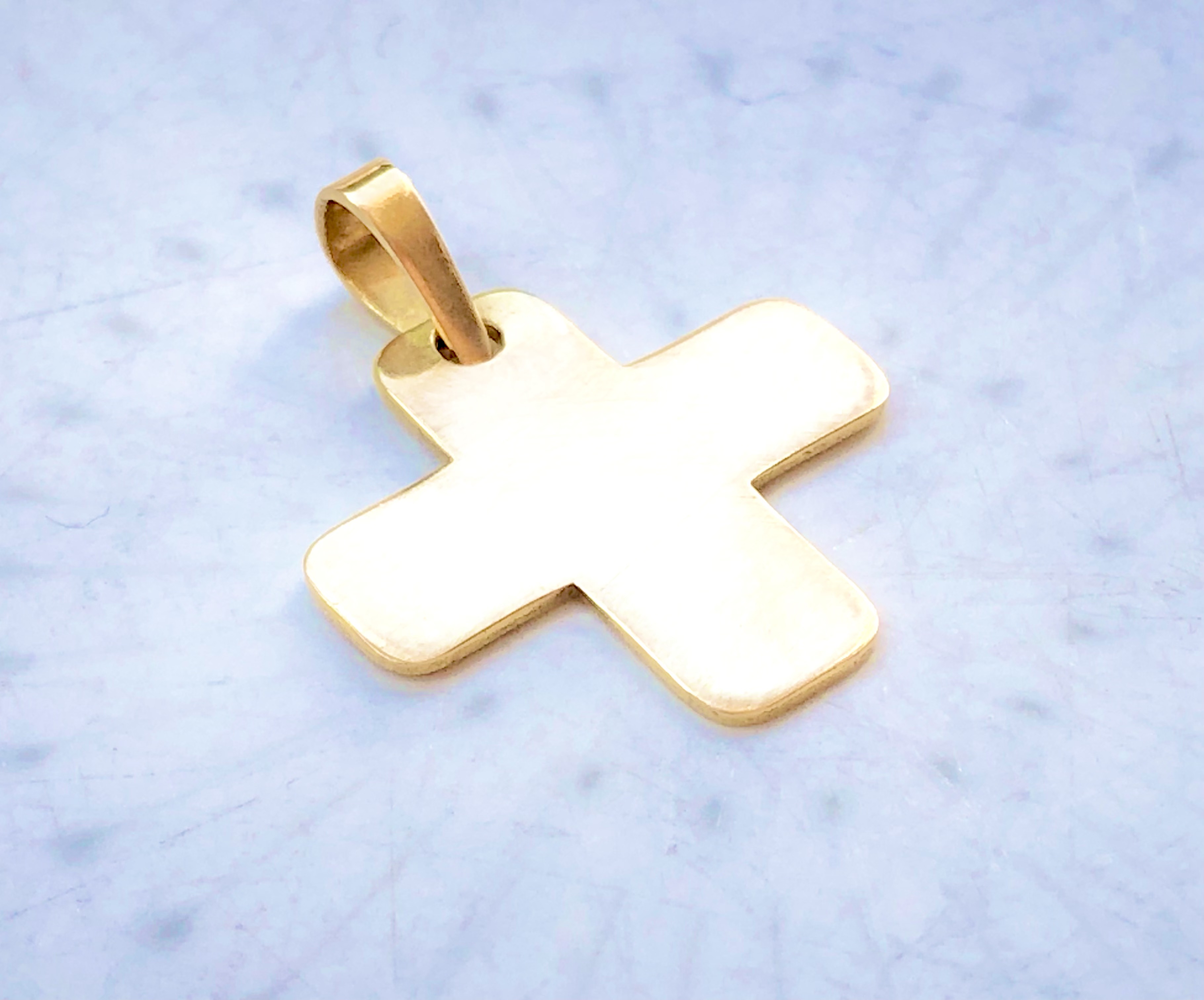 Croix en or 18 carats 