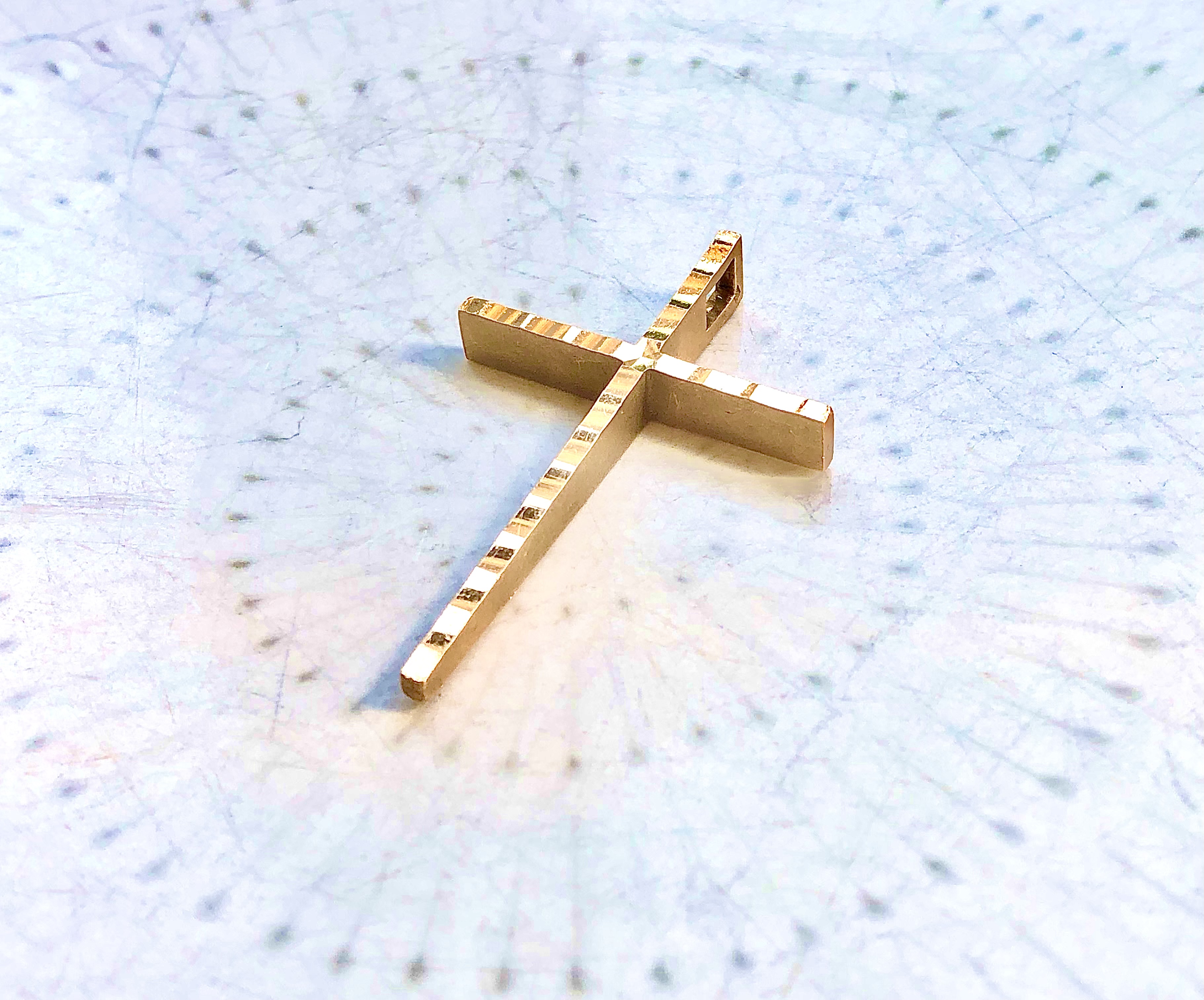 Croix en or 18 carats