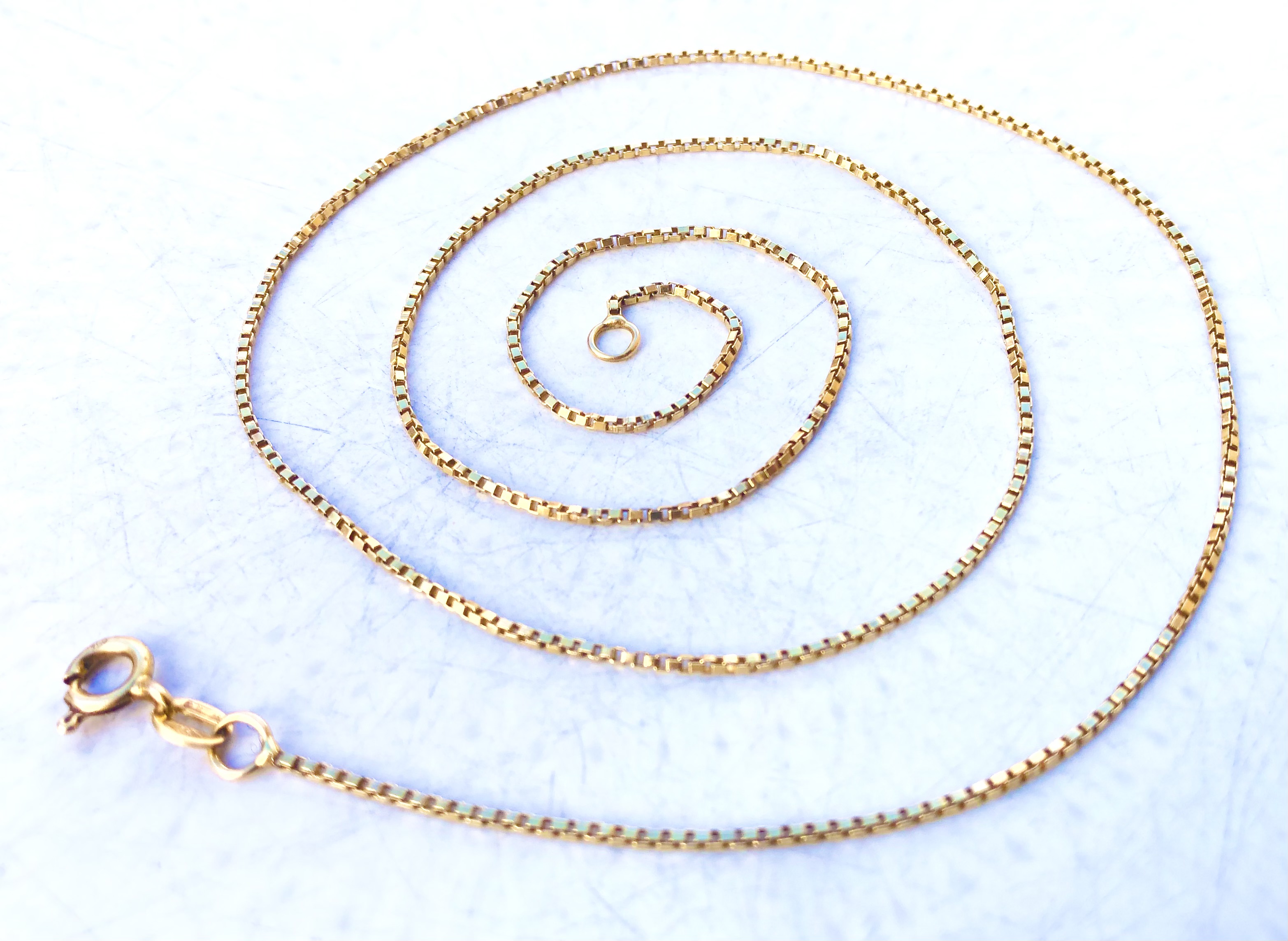 Chaine en or jaune 18 carats 