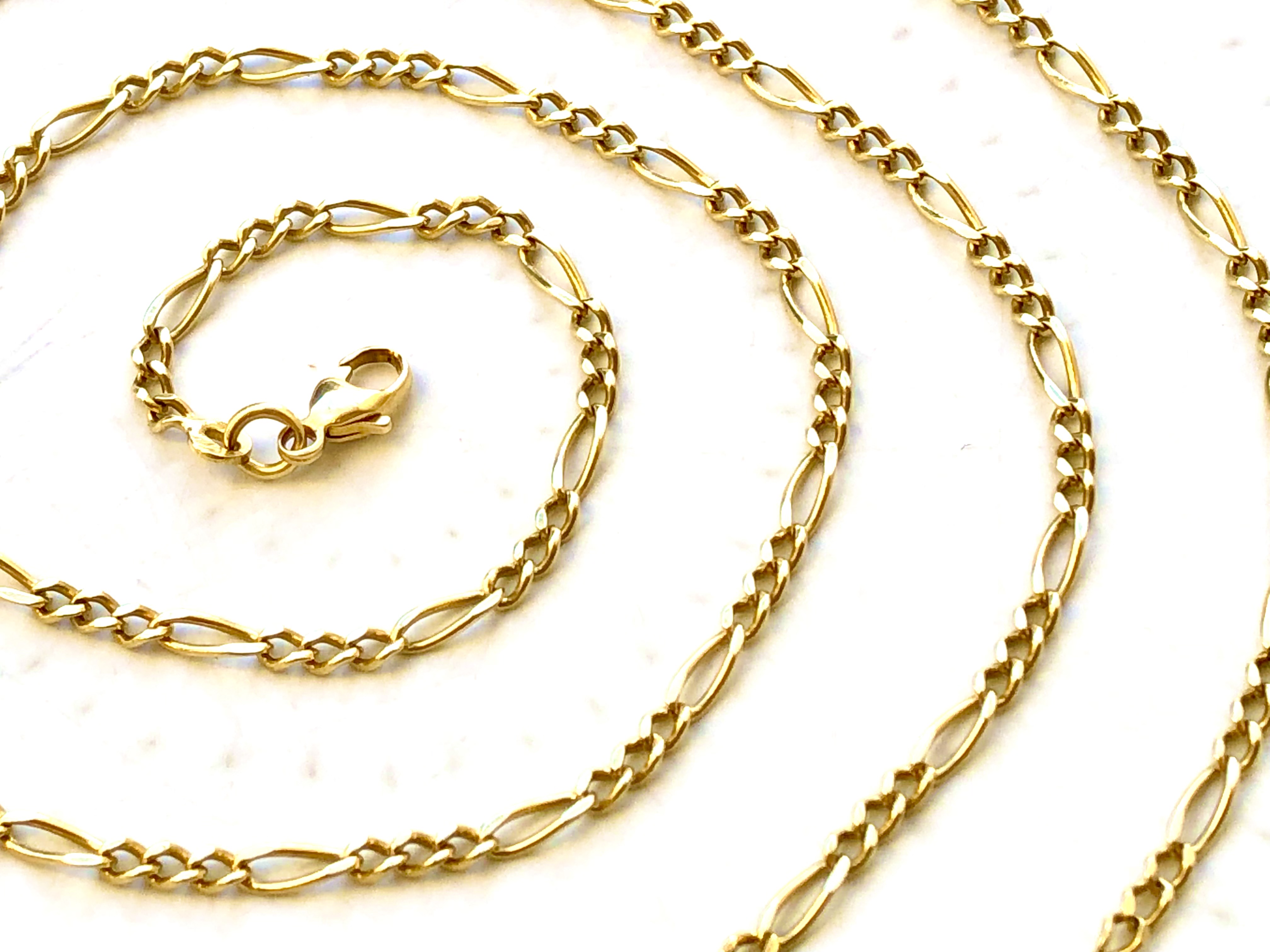 Chaine maille figaro 3/1 en or jaune 18 carats 