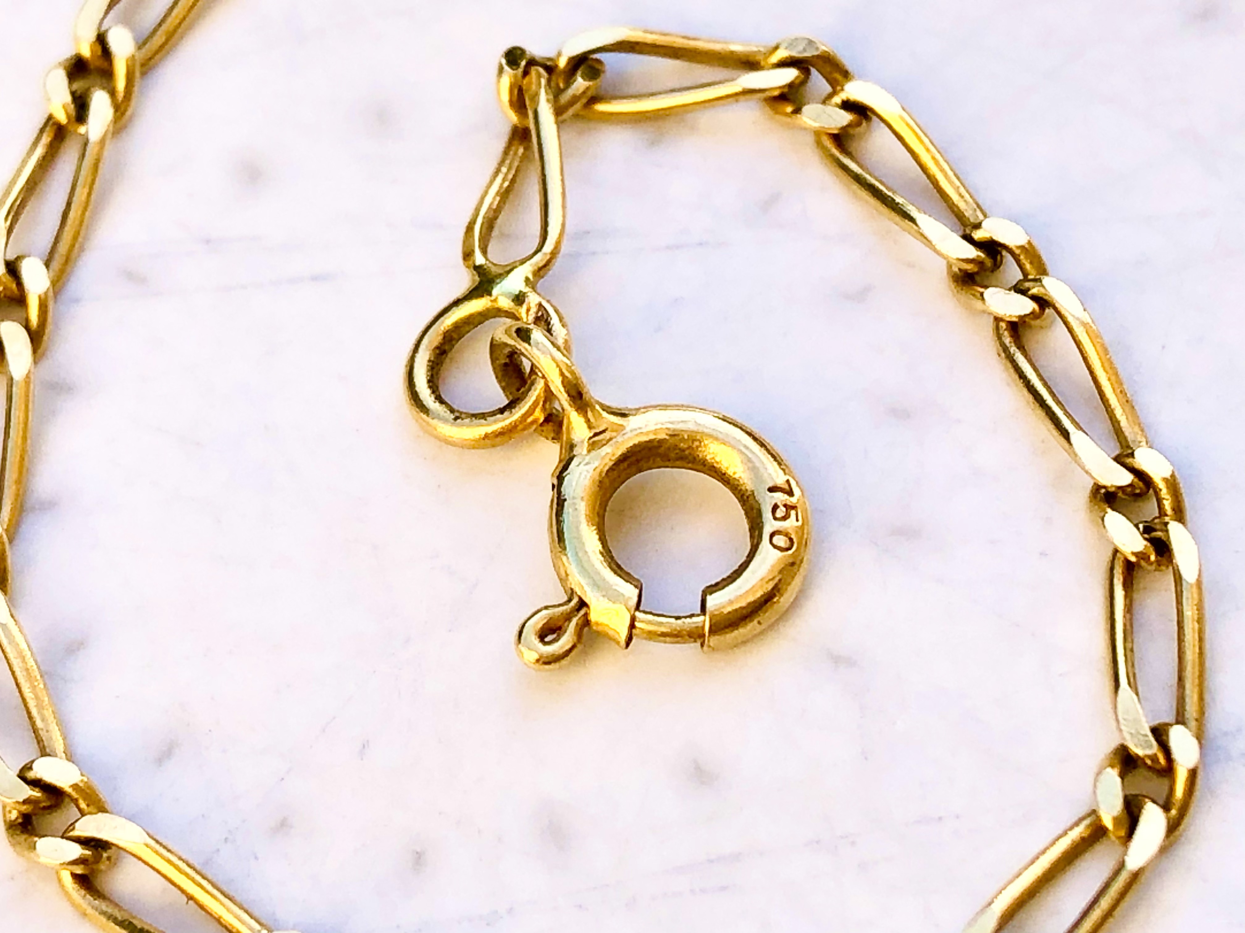 Chaine en or jaune 18 carats 